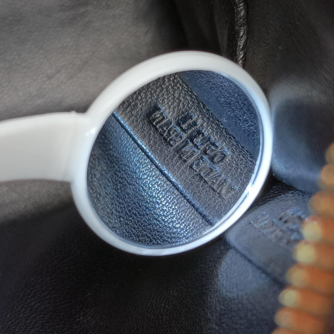 Pre-owned Loewe Amazona 23 Orange leather  shoulderbag | stylenewstar