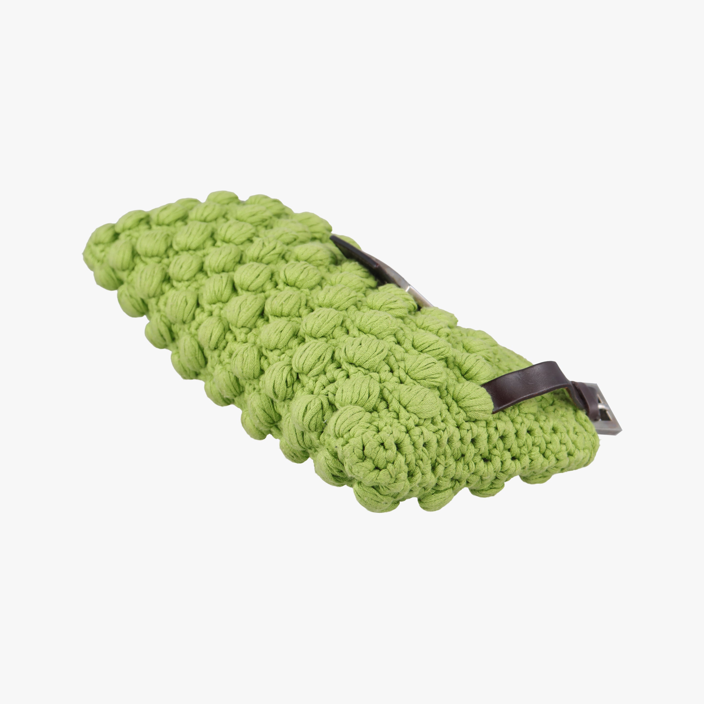 Pre-owned Fendi Mamma Baguette Green fabric  shoulderbag | stylenewstar