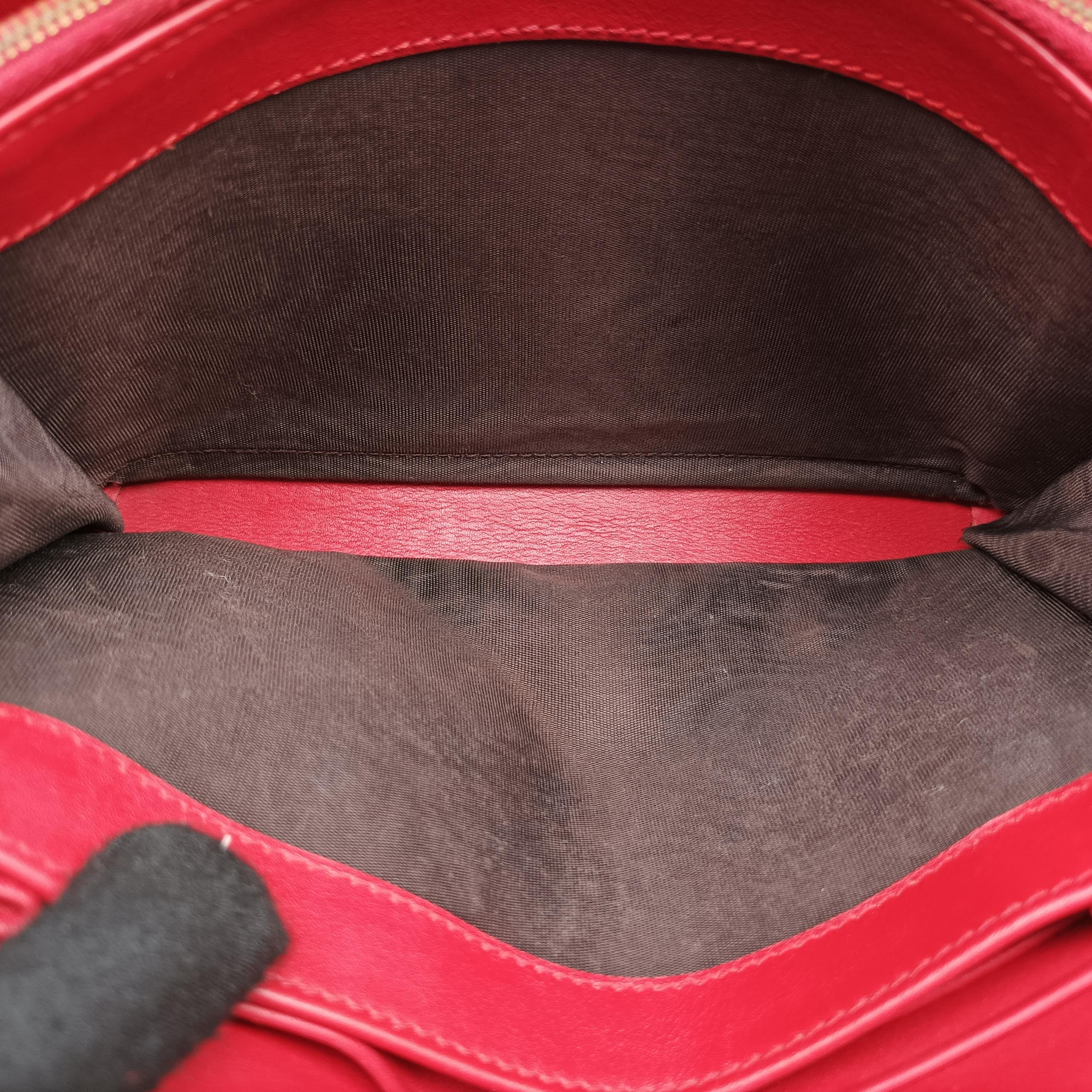 Pre-owned Gucci GG Marmont Red Leather 474575 shoulderbag | stylenewstar