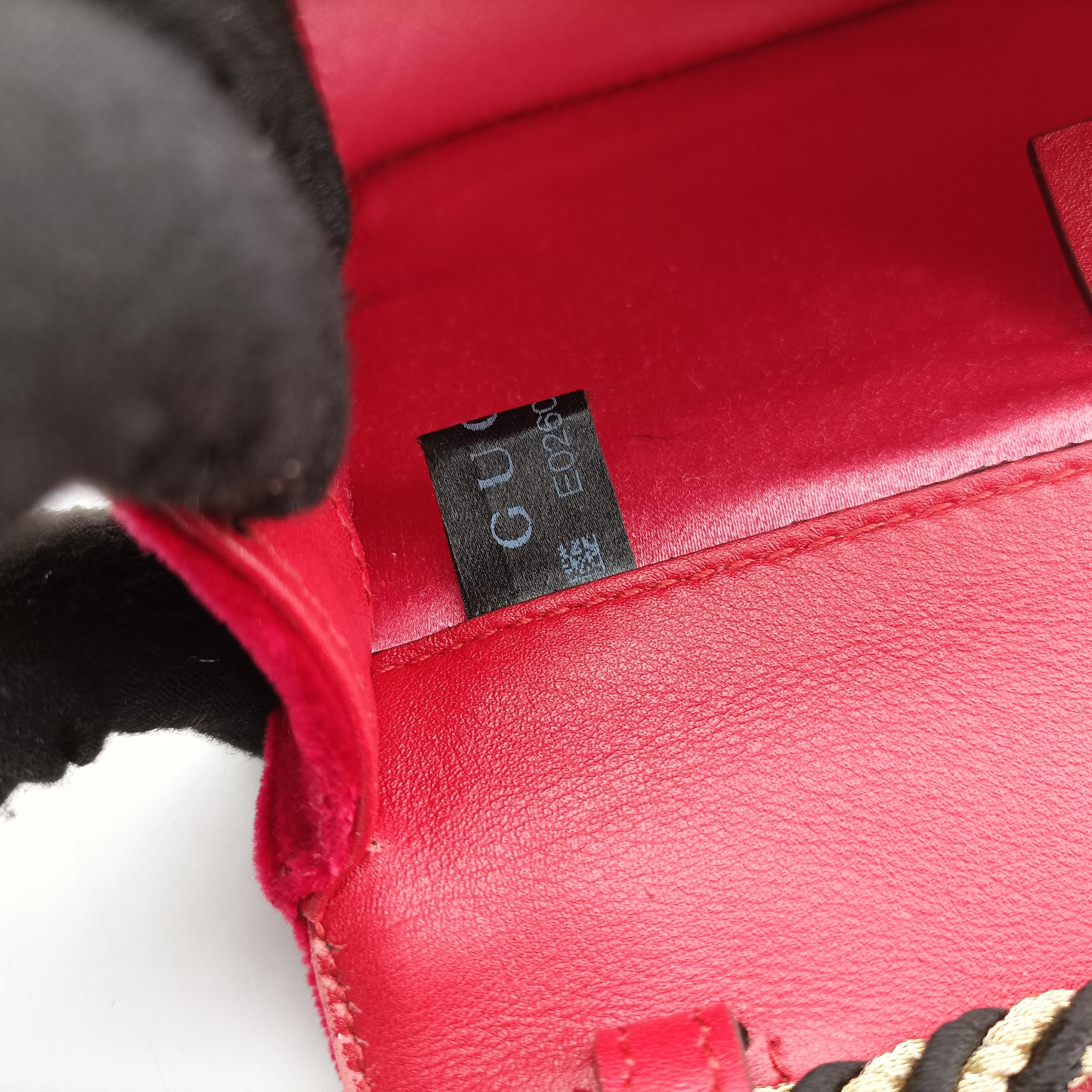 Vintage Gucci Square G Red velour 544242 shoulderbag | stylenewstar