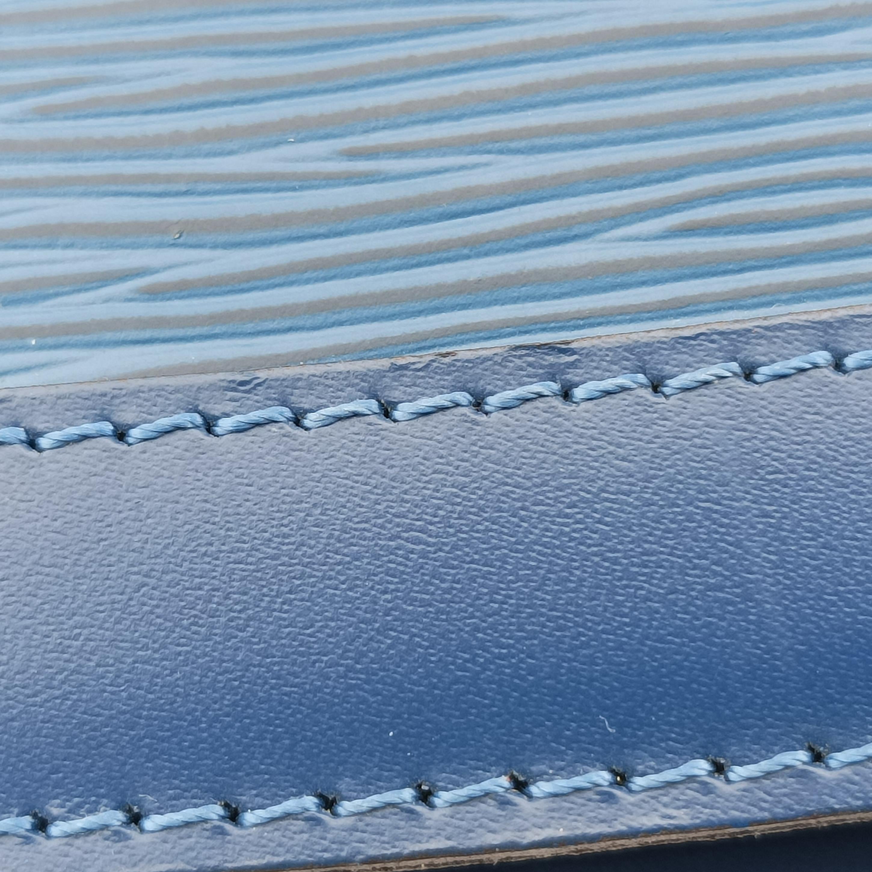 Pre-owned Louis Vuitton Brea MM Saphir Epi M40964 shoulderbag | stylenewstar