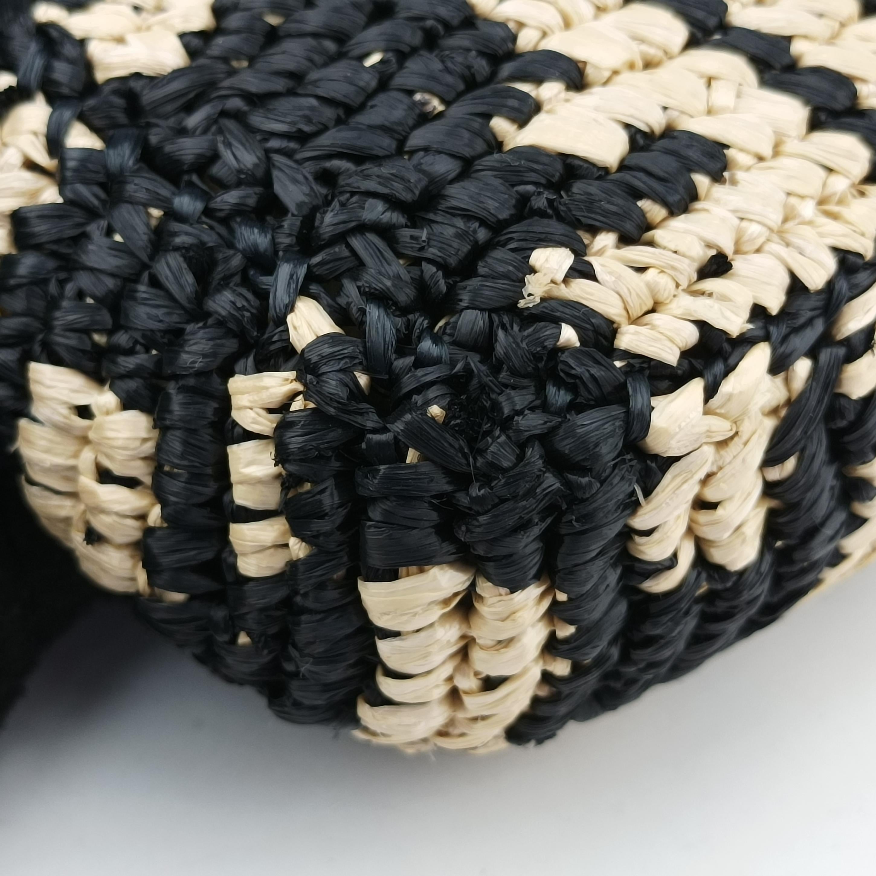 Pre-owned Fendi BAGUETTE Multicolour straw 8BR600 shoulderbag | stylenewstar