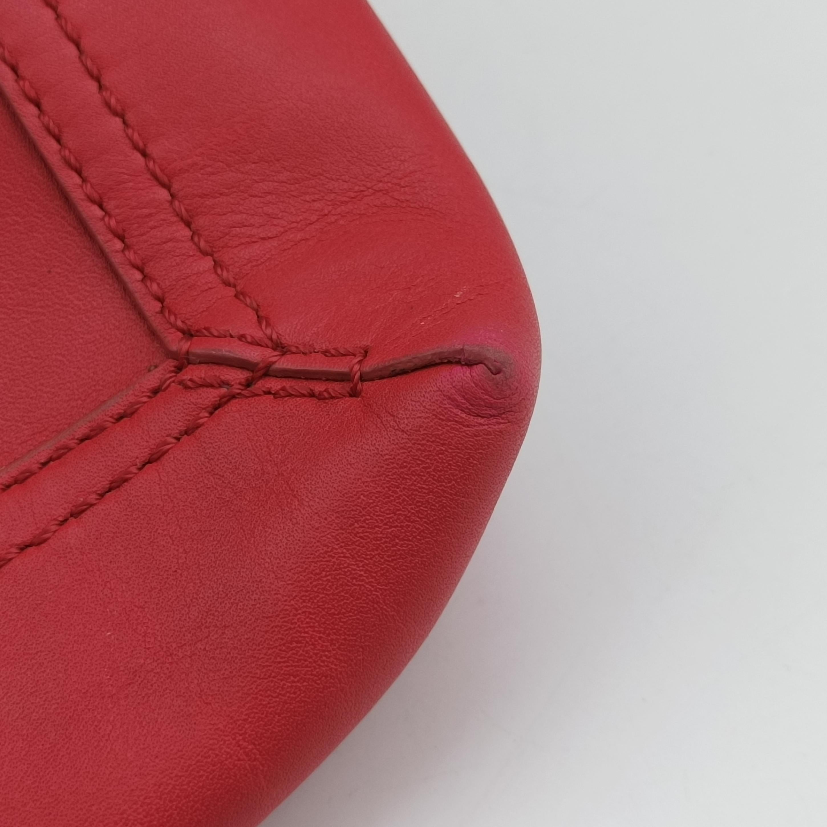 Secondhand Fendi Baguette Chain Flap Red Leather 8BT139 shoulderbag | stylenewstar