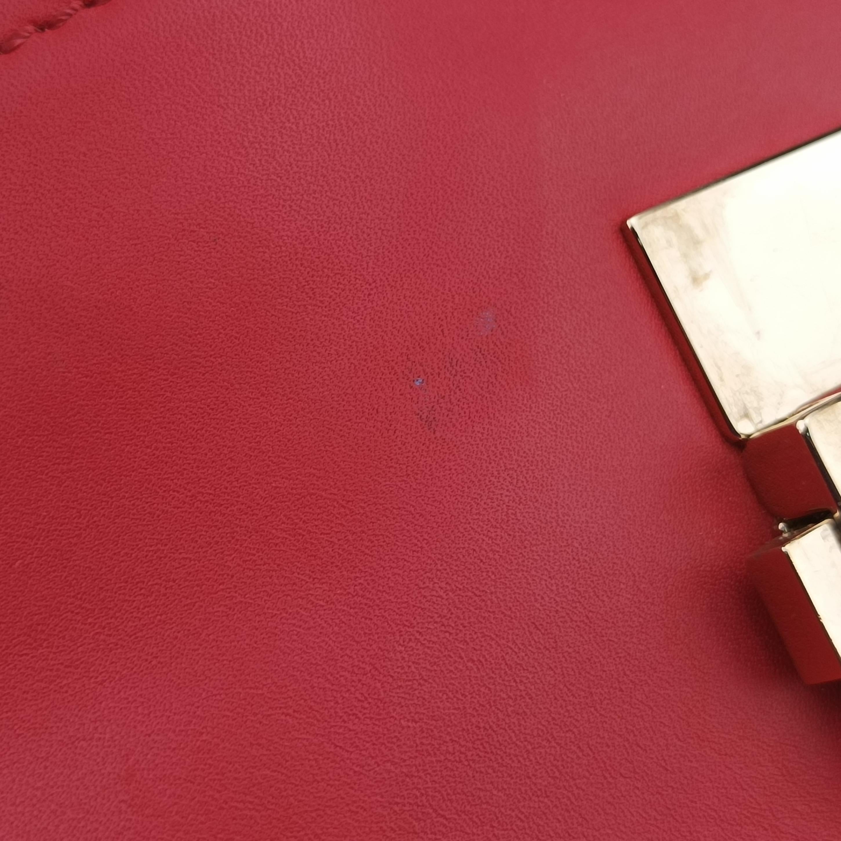 Secondhand Fendi Baguette Chain Flap Red Leather 8BT139 shoulderbag | stylenewstar