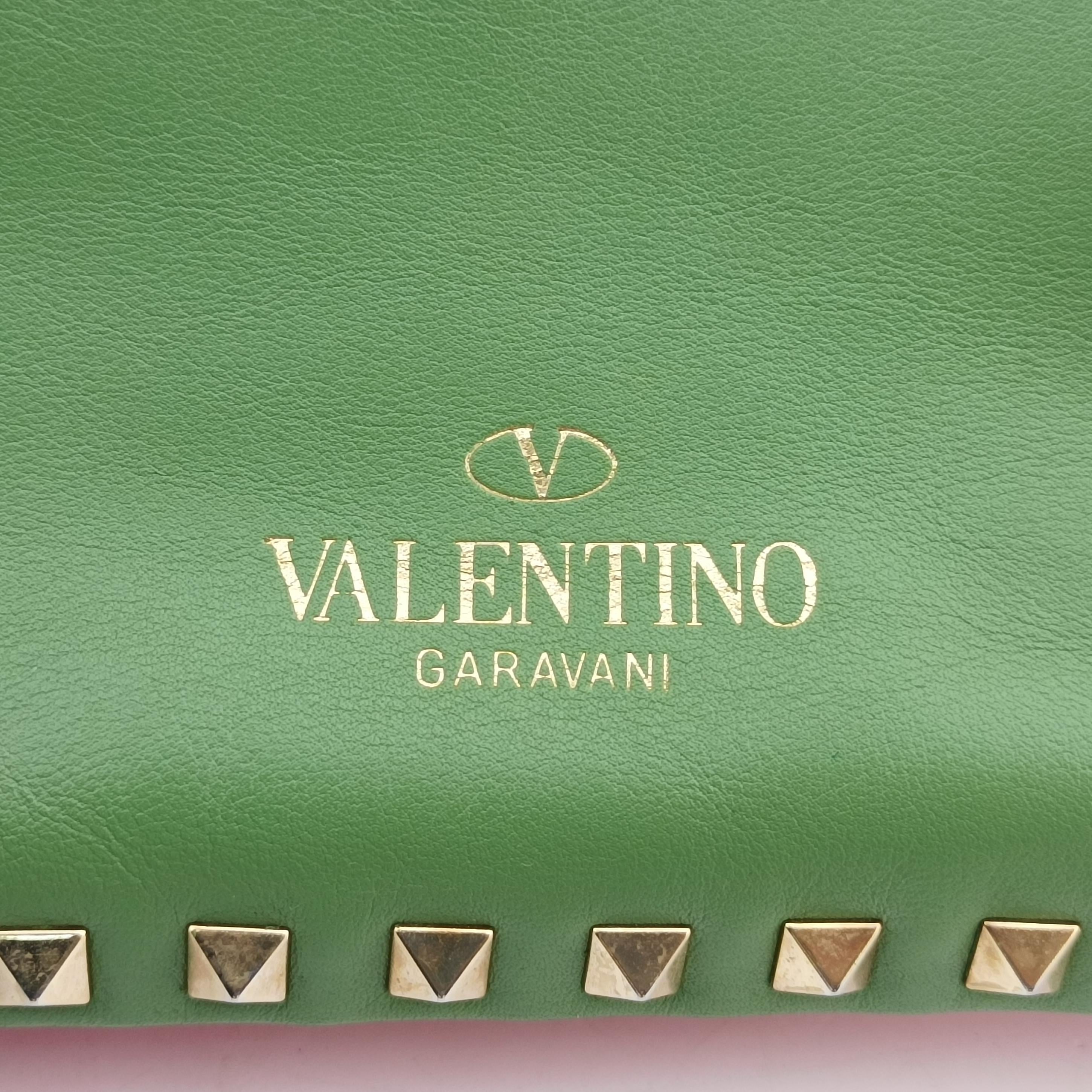 Pre-owned Valentino Rockstud Red×Green×pink Leather  shoulderbag | stylenewstar