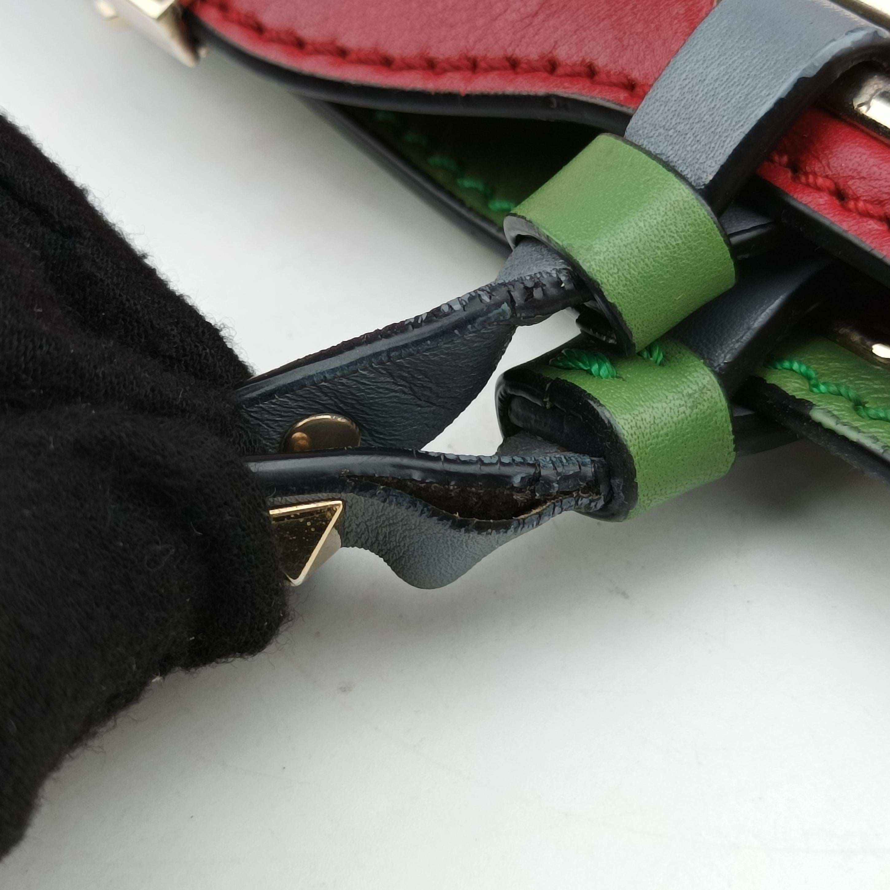 Pre-owned Valentino Rockstud Red×Green×pink Leather  shoulderbag | stylenewstar