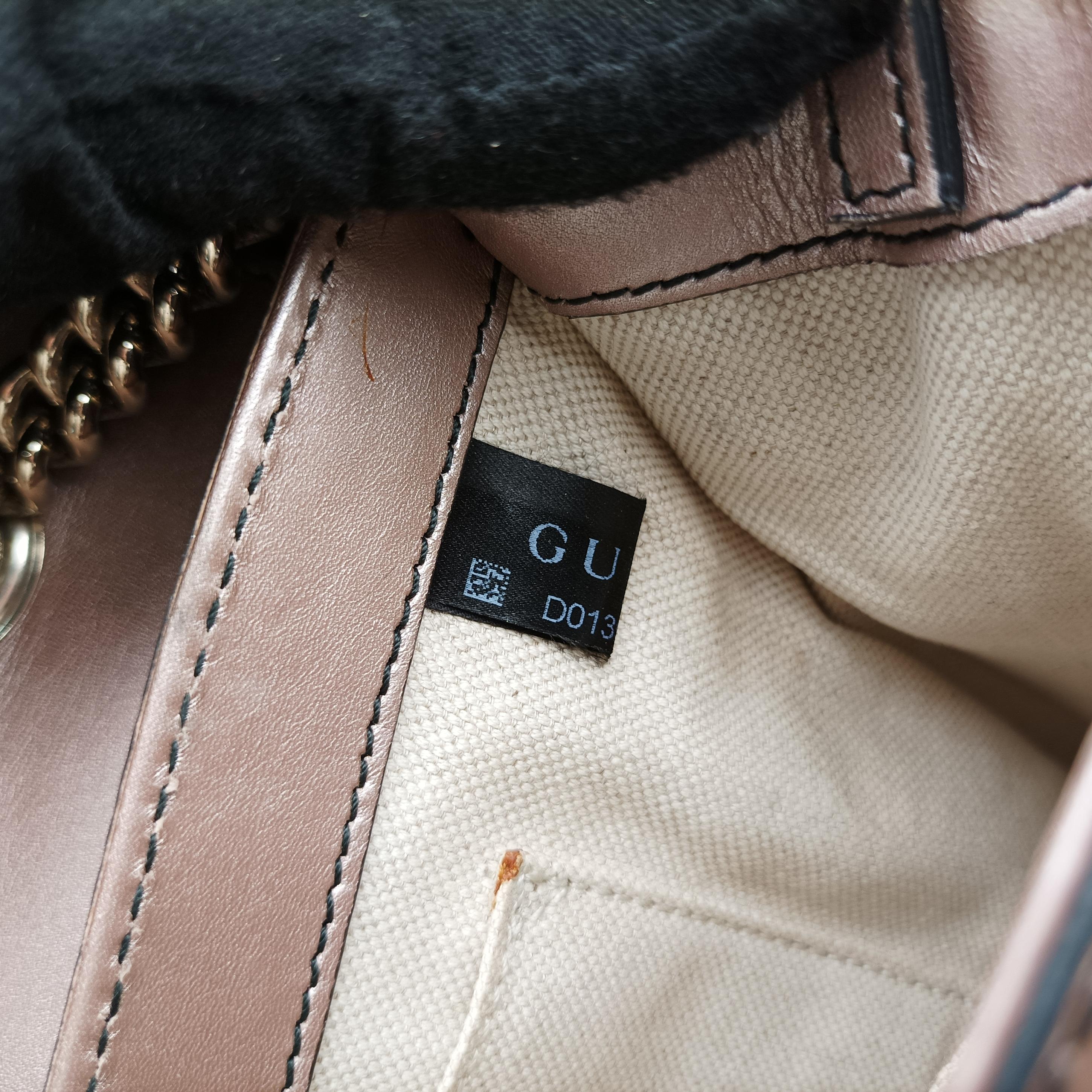 Pre-owned Gucci Emily Pink Patent 295402 shoulderbag | stylenewstar