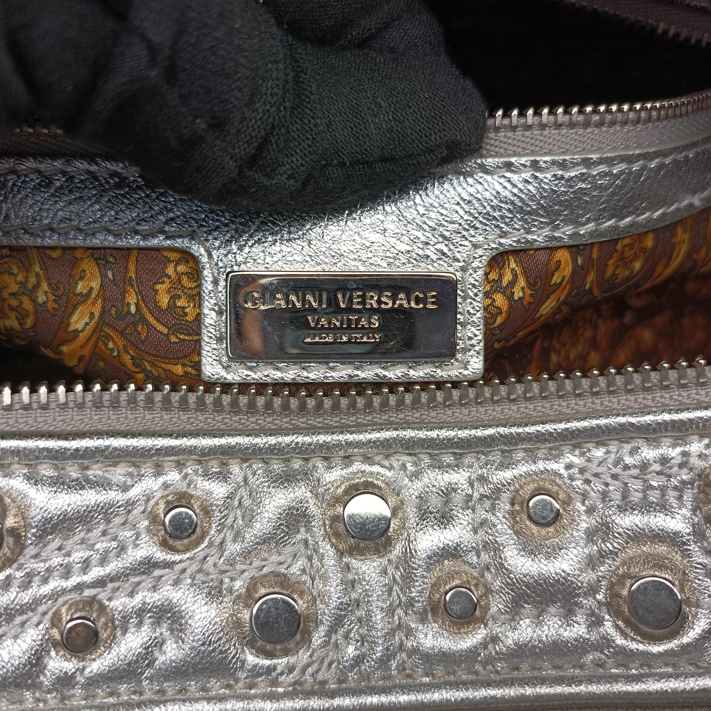 Pre-owned VERSACE La Medusa Studded Silver Leather  shoulderbag | stylenewstar