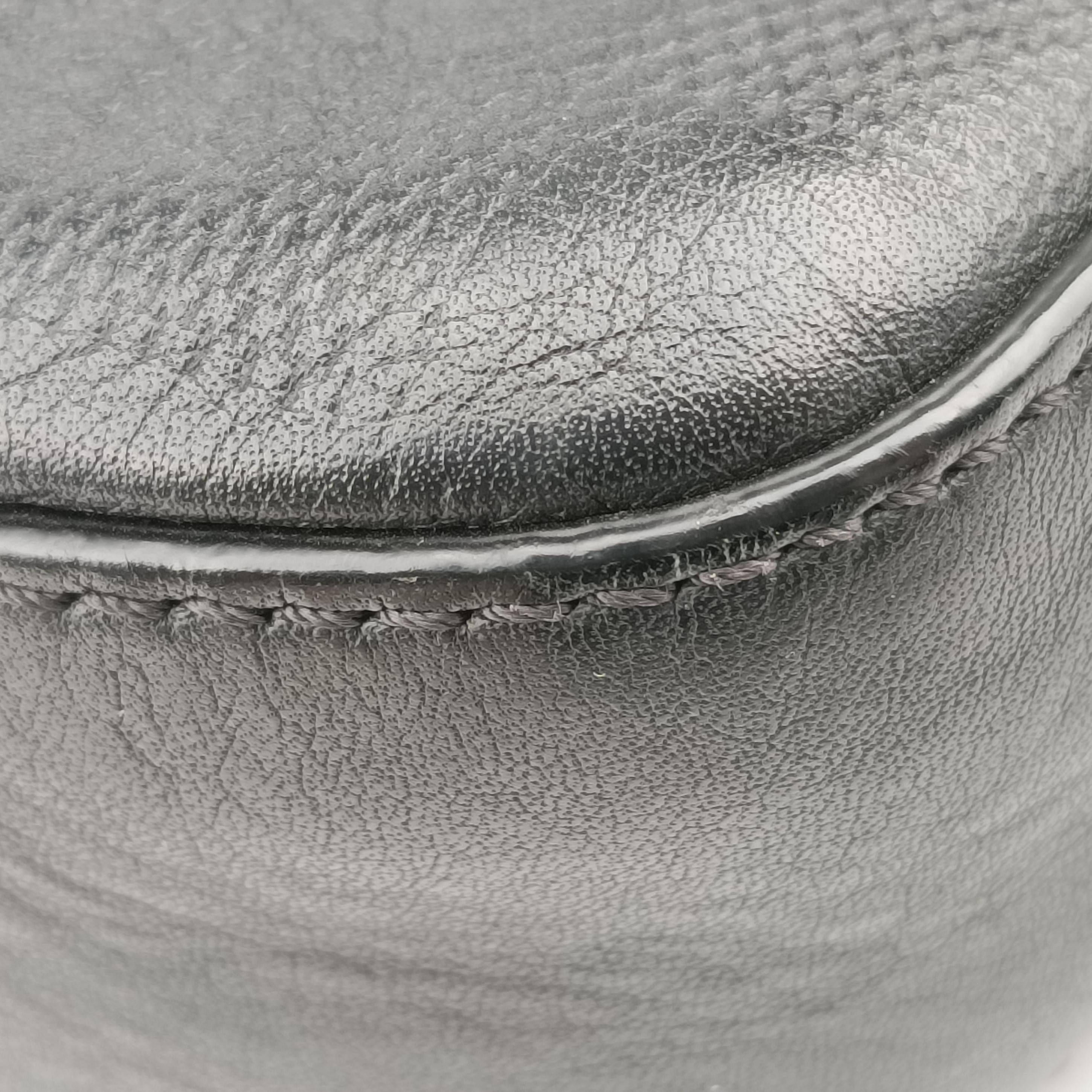 Vintage Louis Vuitton District PM Noir Damier Graphite N41033 shoulderbag | stylenewstar