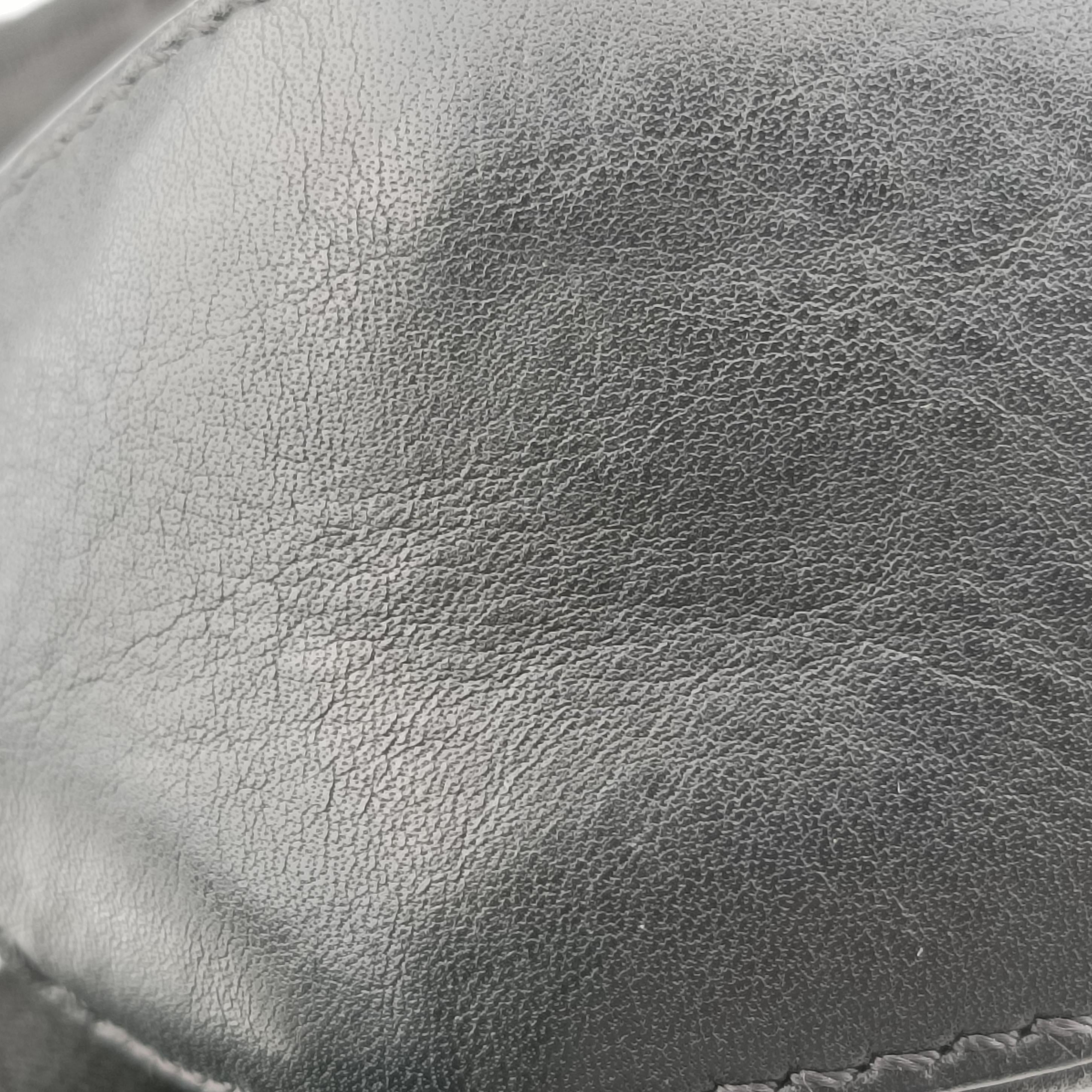 Vintage Louis Vuitton District PM Noir Damier Graphite N41033 shoulderbag | stylenewstar