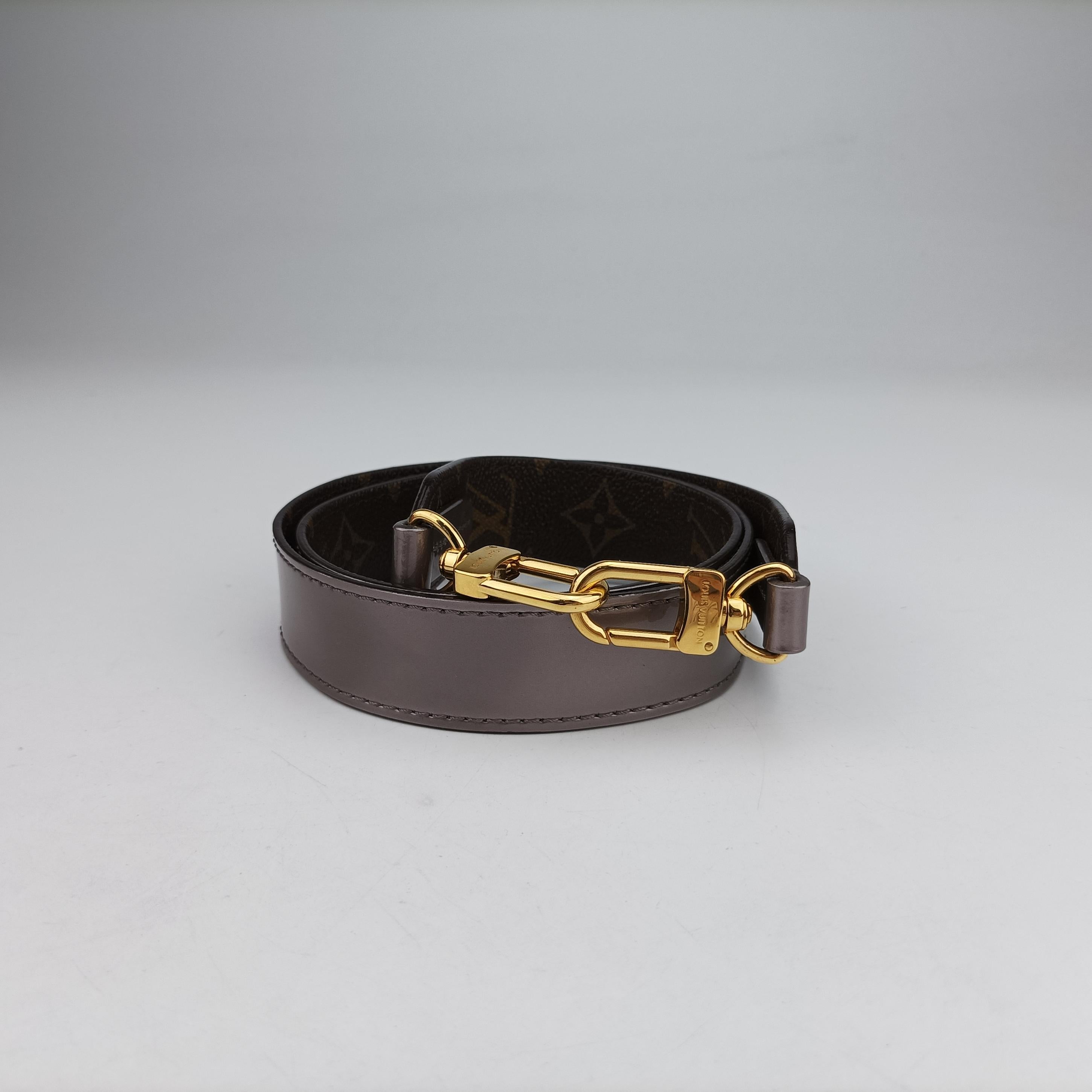 Secondhand Louis Vuitton Spring Street PM Brown x Taupe Vernis x Monogram Canvas M90567 shoulderbag | stylenewstar