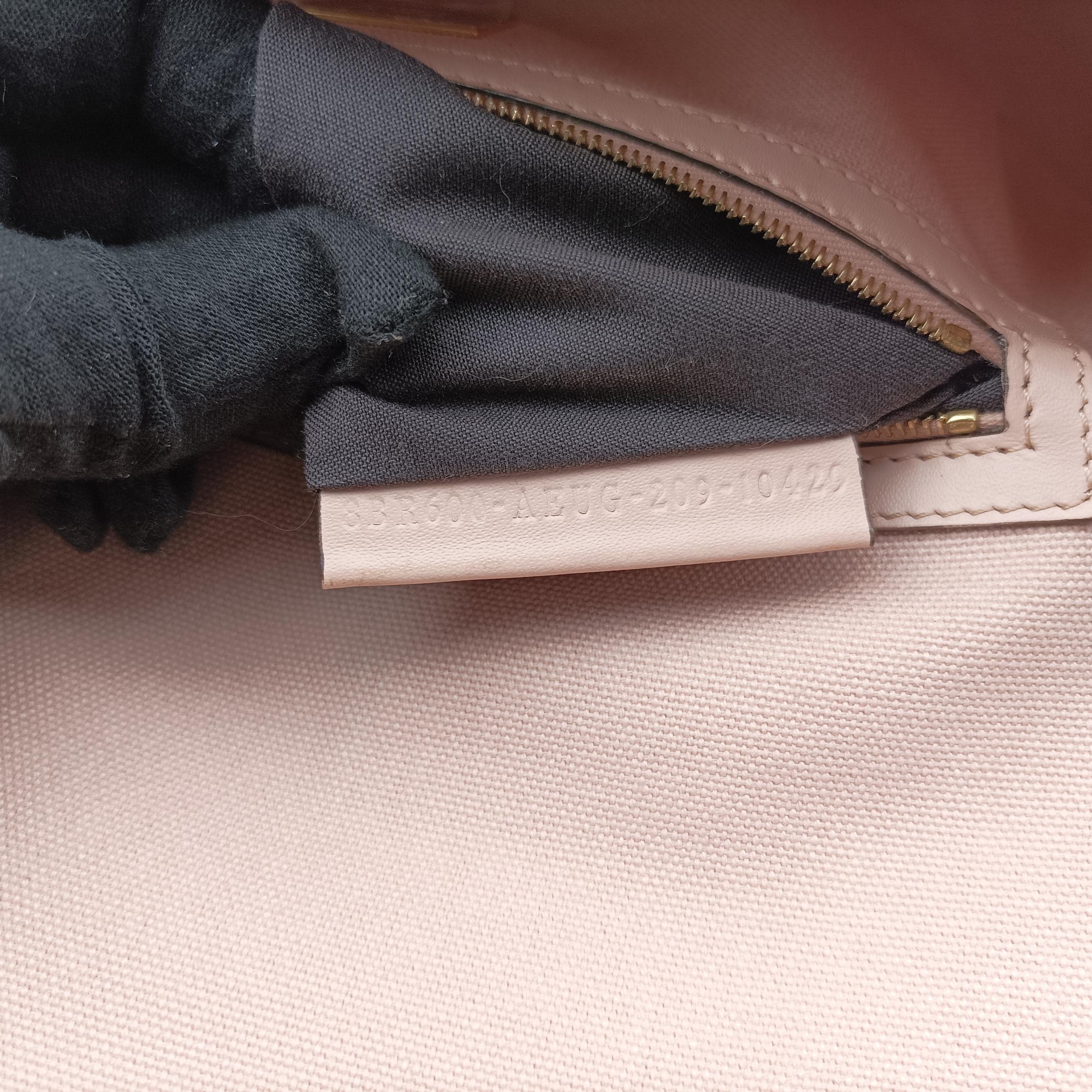 Pre-owned Fendi BAGUETTE White×Multicolour canvas 8BR600 shoulderbag | stylenewstar