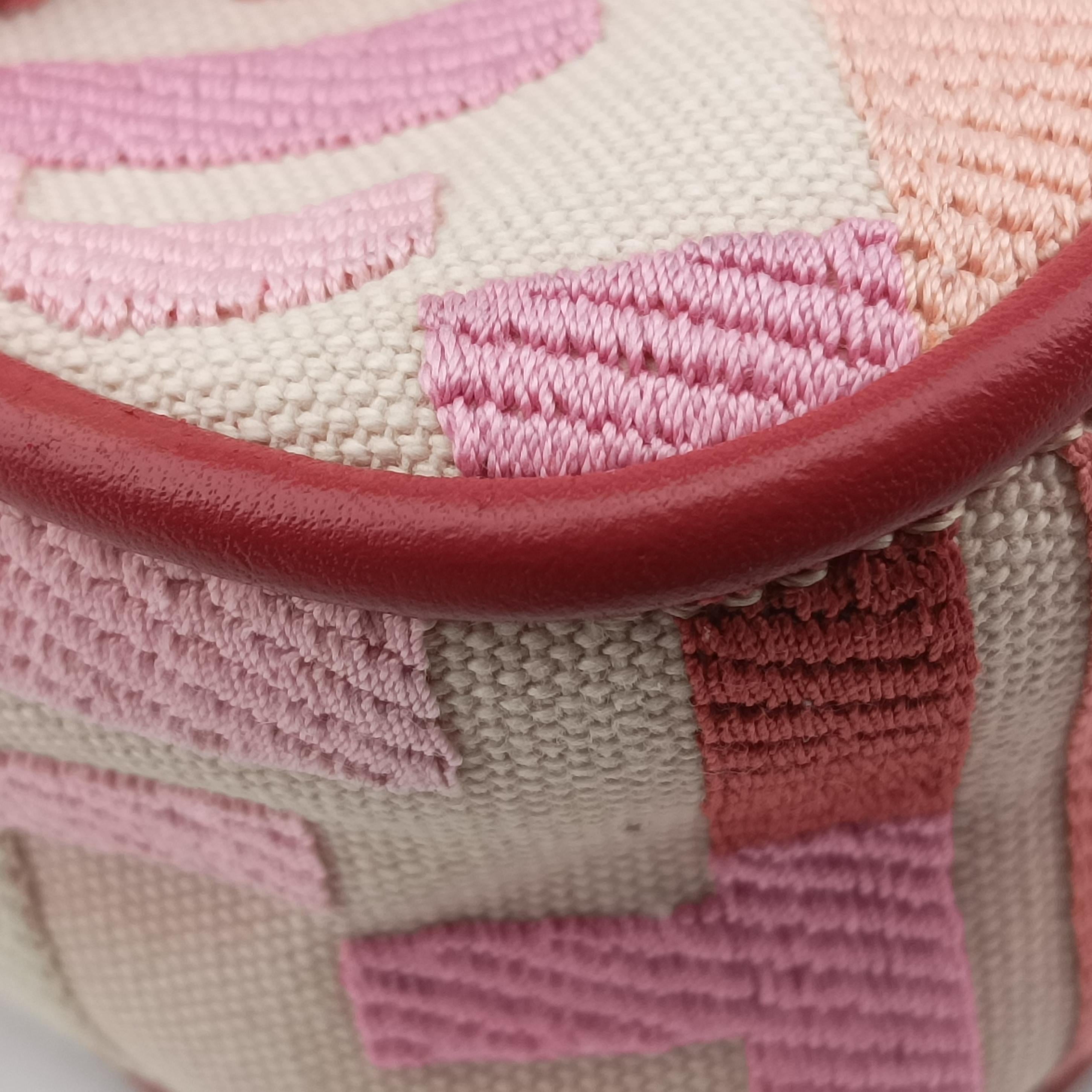 Pre-owned Fendi BAGUETTE White×Multicolour canvas 8BR600 shoulderbag | stylenewstar