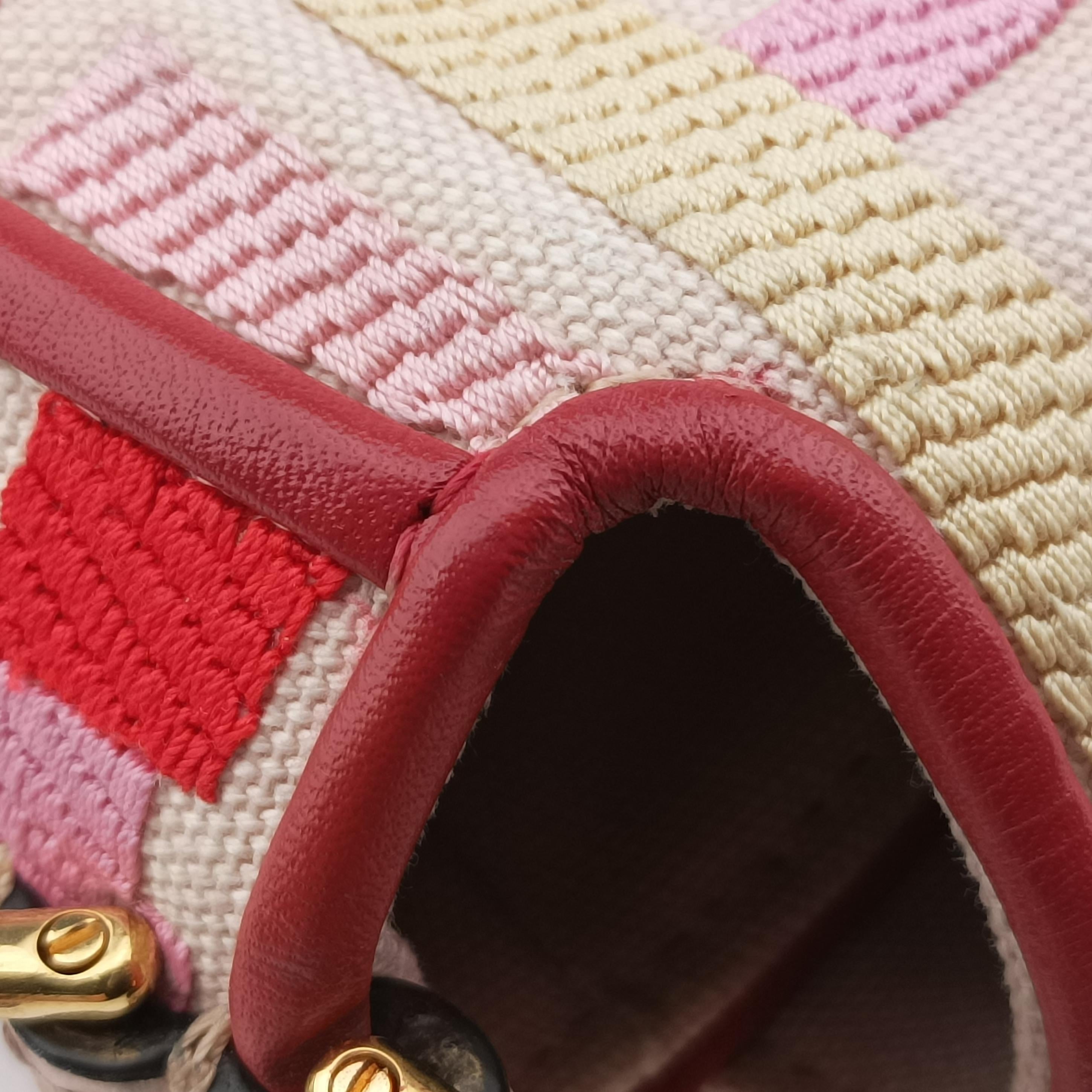 Pre-owned Fendi BAGUETTE White×Multicolour canvas 8BR600 shoulderbag | stylenewstar