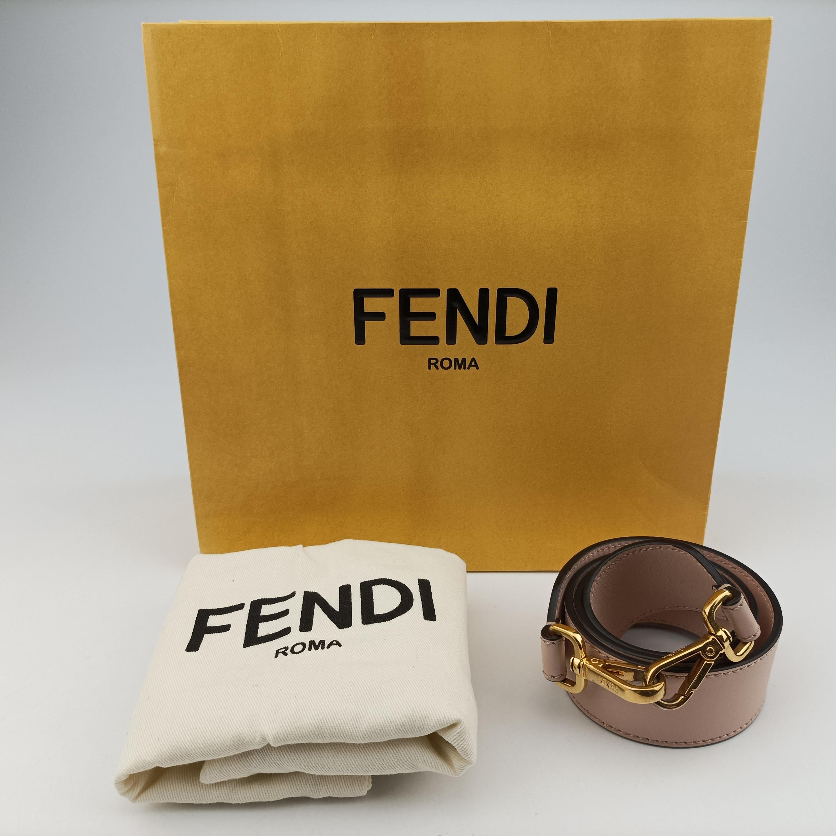 Pre-owned Fendi BAGUETTE White×Multicolour canvas 8BR600 shoulderbag | stylenewstar