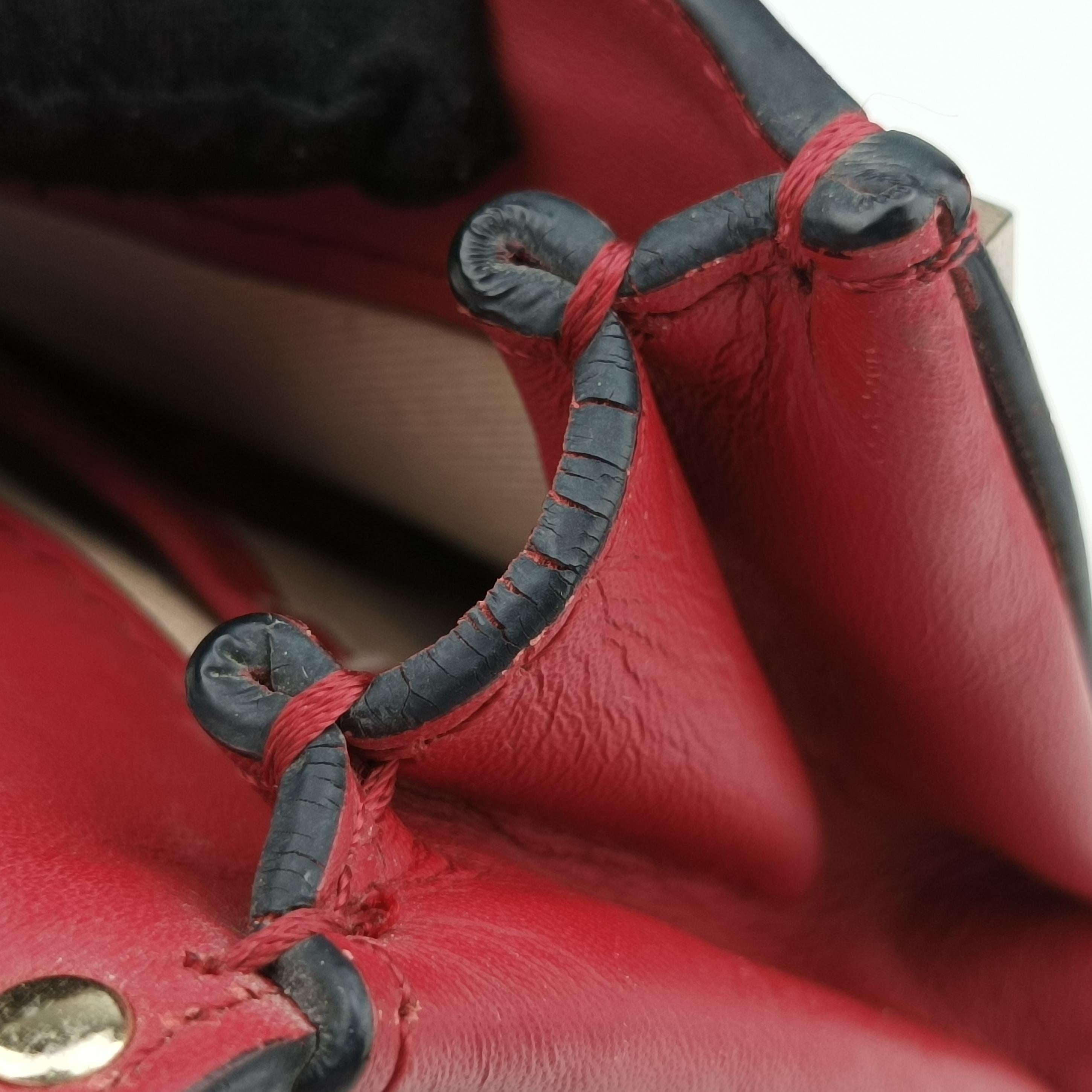 Pre-owned Valentino Rockstud Red Leather  shoulderbag | stylenewstar