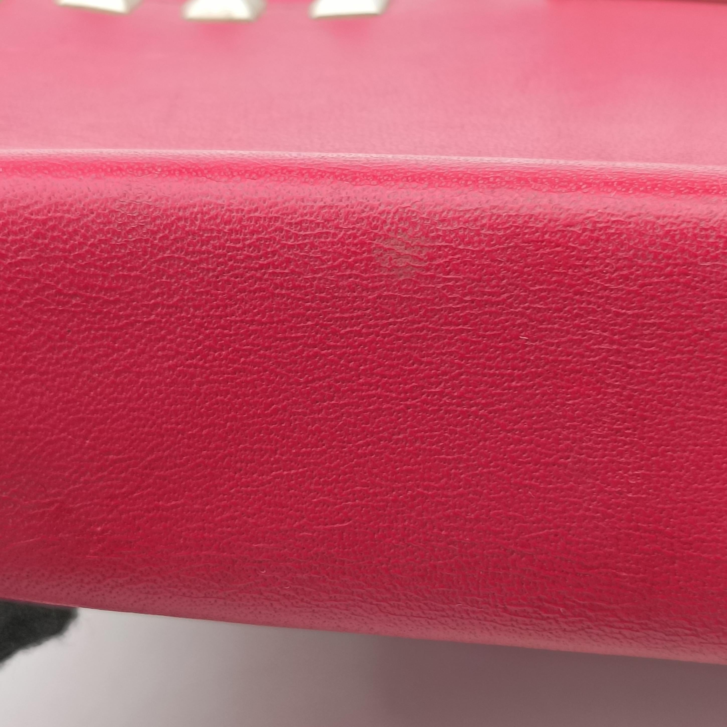 Pre-owned Valentino Rockstud Red Leather  shoulderbag | stylenewstar