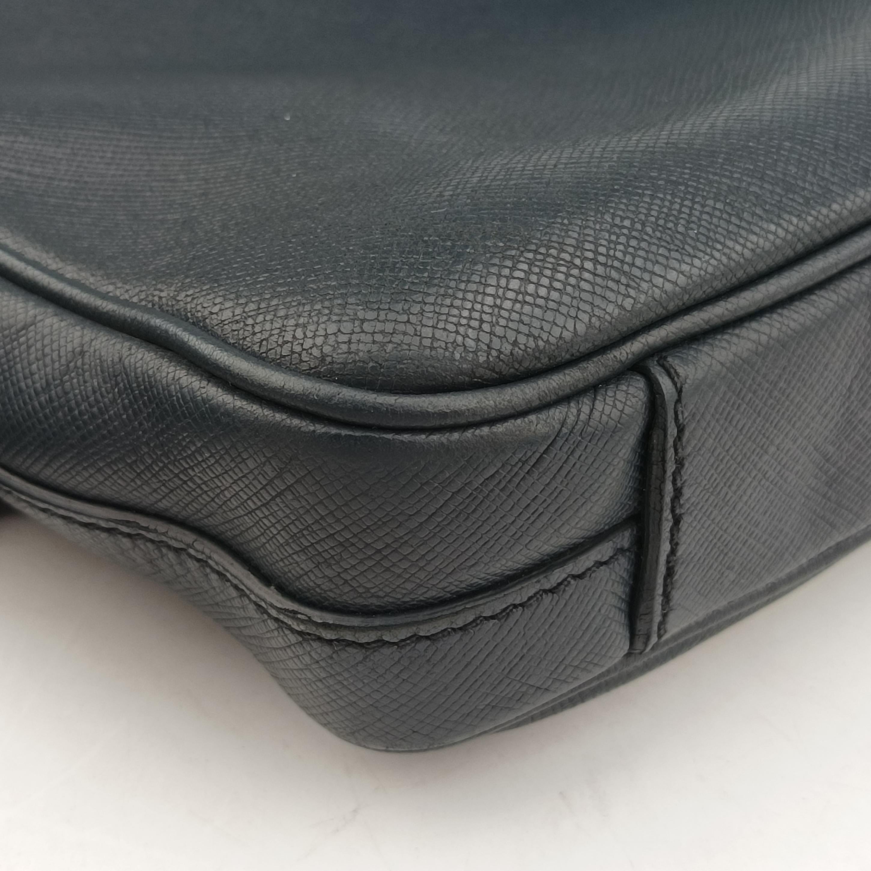 Pre-owned Prada Business Briefcase Navy SAFFIANO Leather 2VE011 handbag | stylenewstar