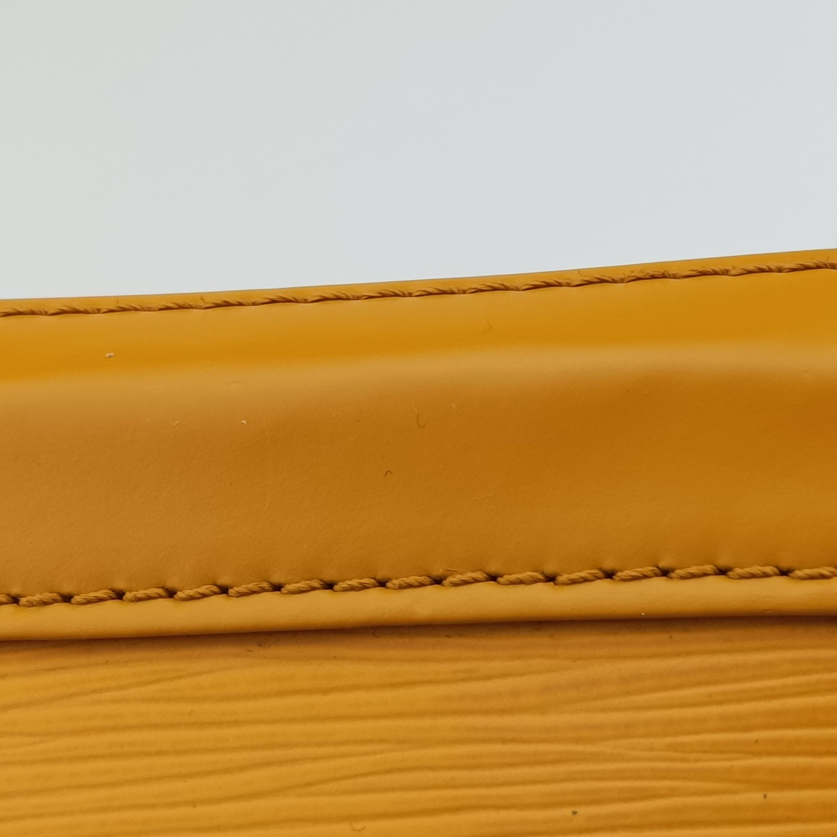 Pre-owned Louis Vuitton Alma PM MIMOSA Epi M40951 handbag | stylenewstar