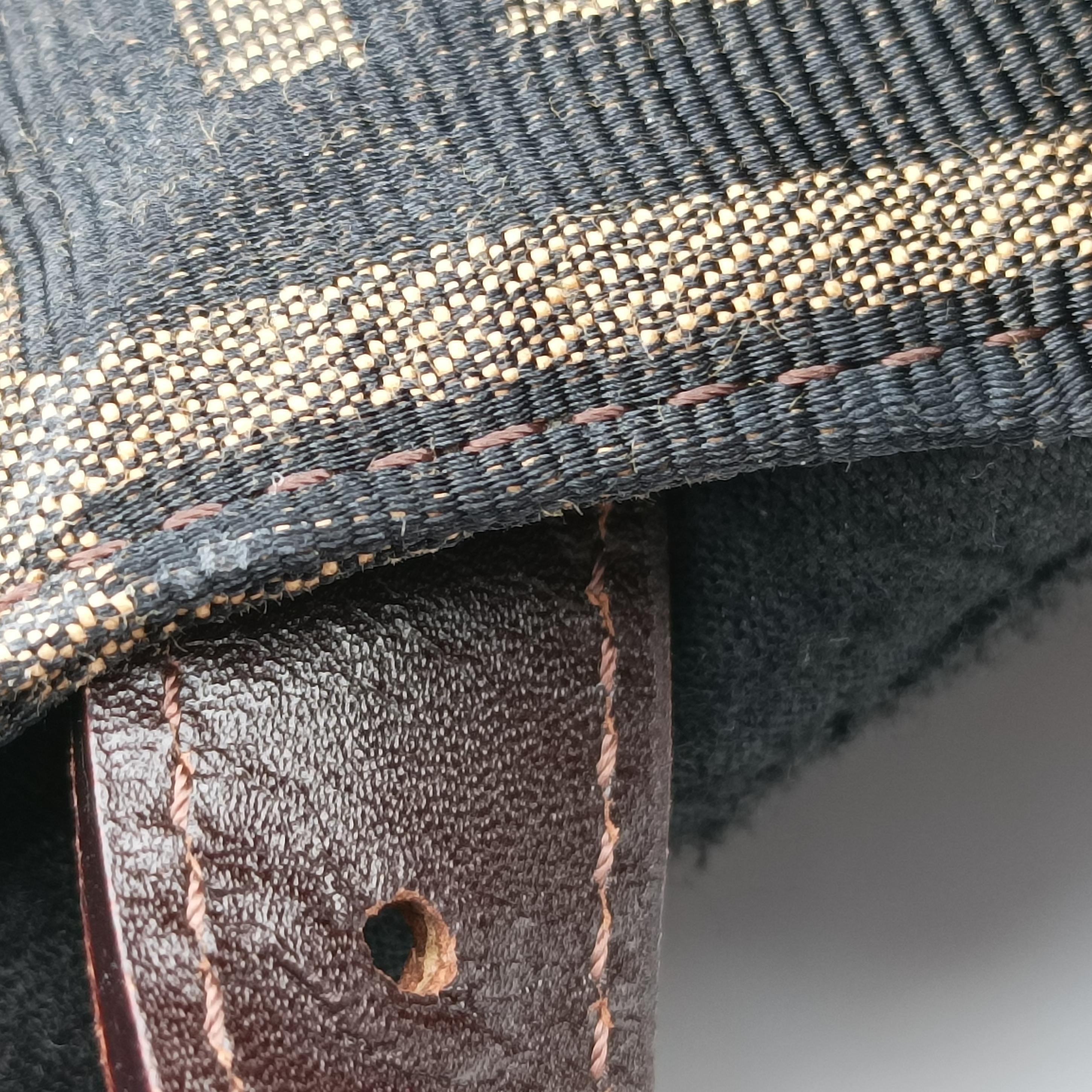 Pre-owned Fendi Baguette Zucchino Brown canvas 377526 shoulderbag | stylenewstar