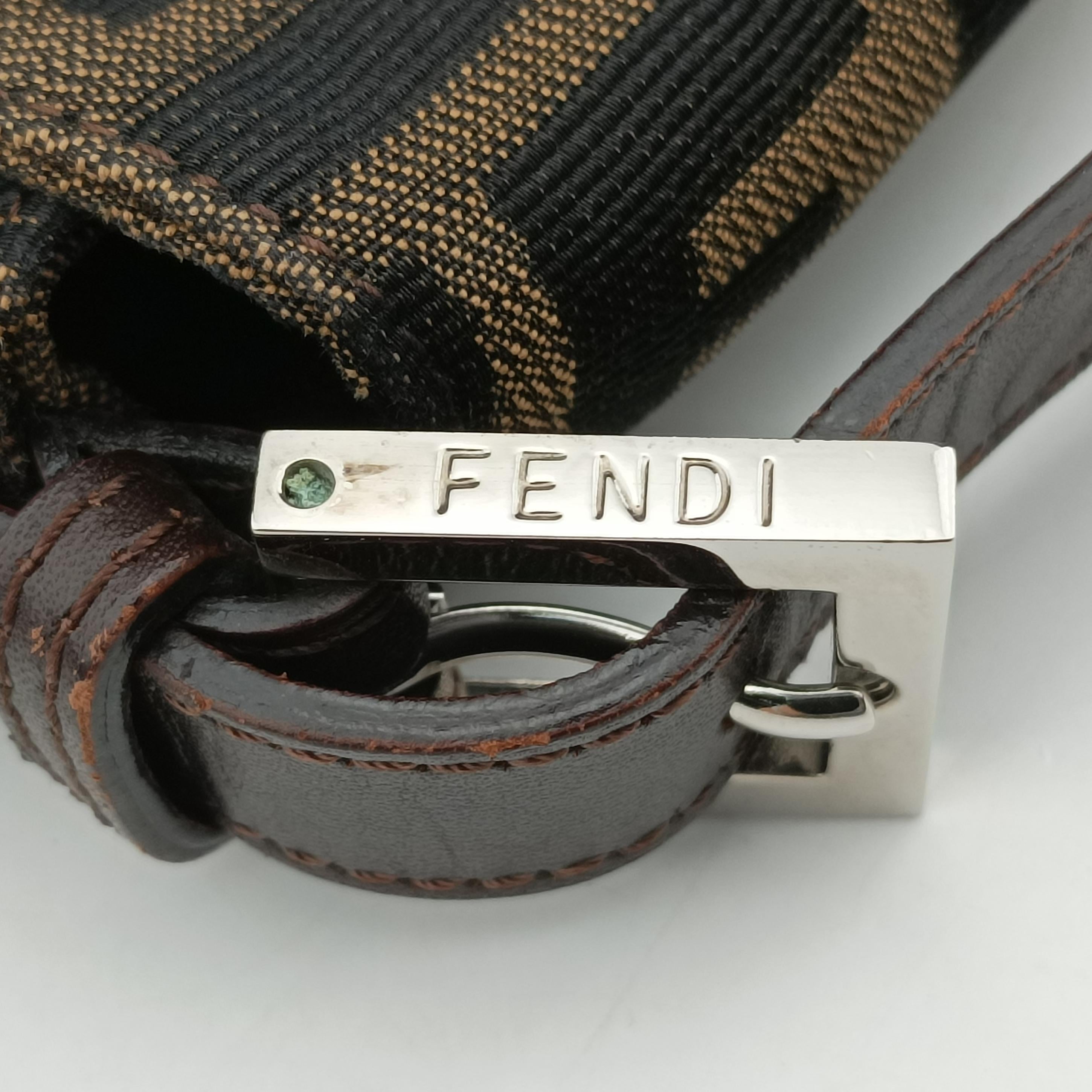 Pre-owned Fendi Baguette Zucchino Brown canvas 377526 shoulderbag | stylenewstar