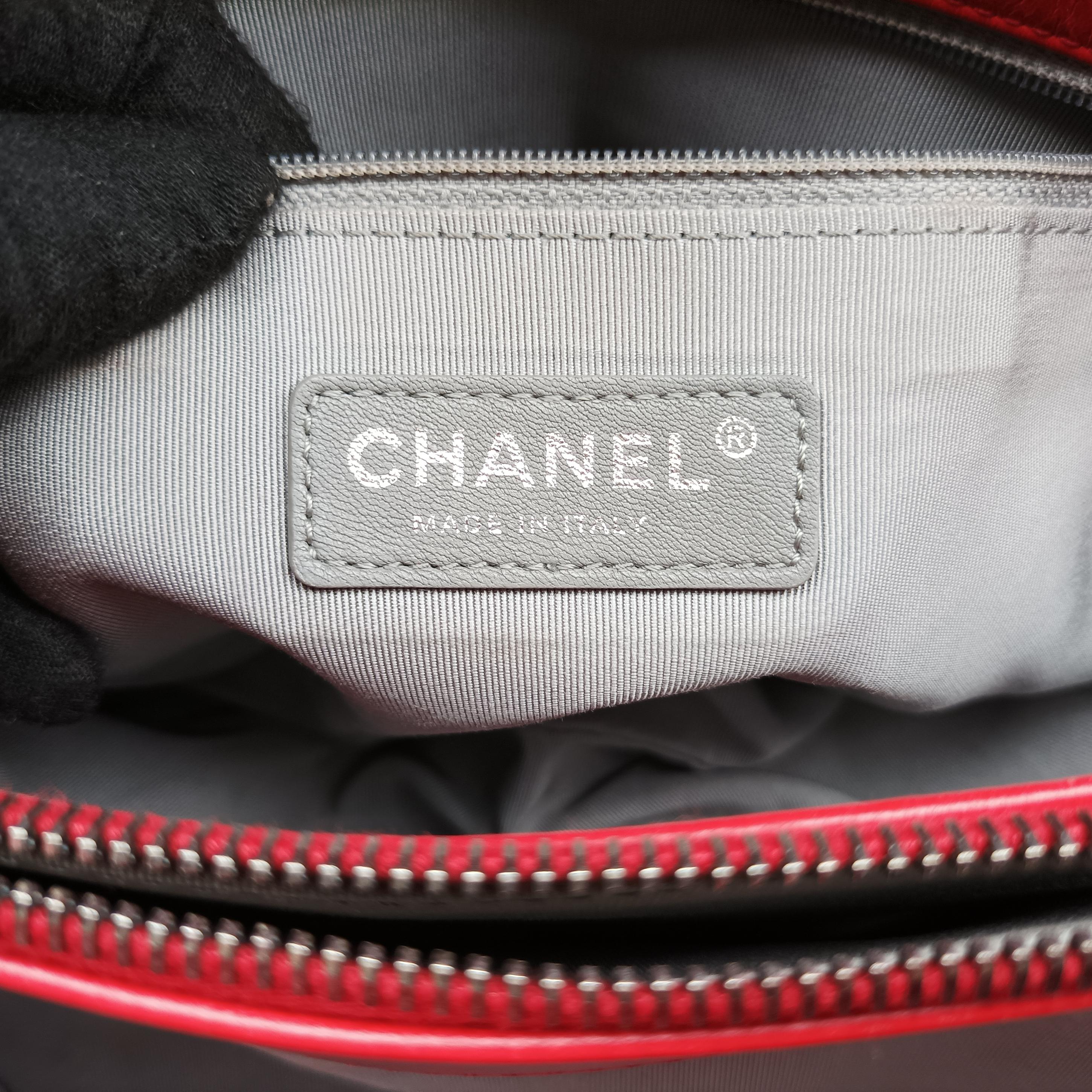 Vintage Chanel Korean Garden Red Leather A93161 shoulderbag | stylenewstar