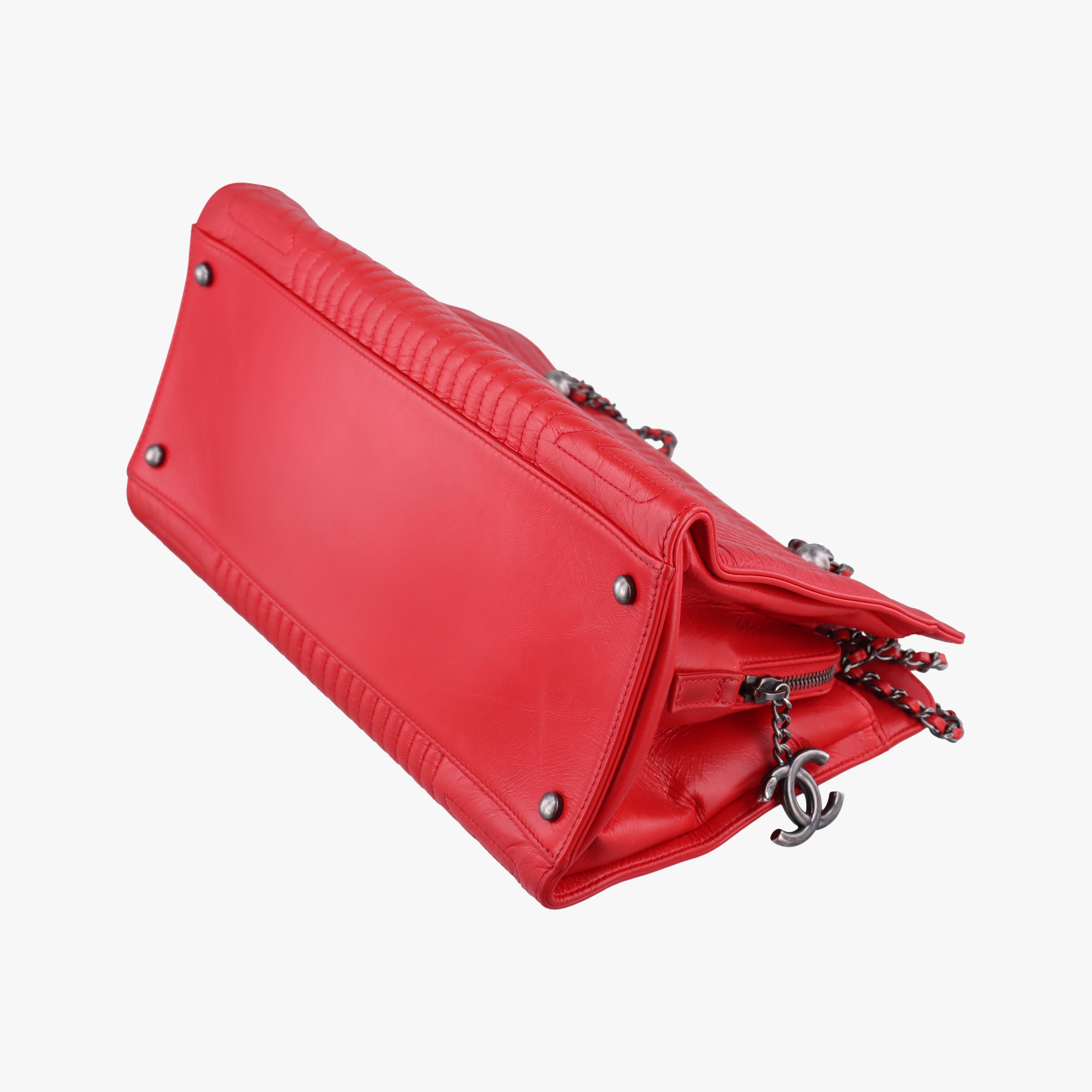 Vintage Chanel Korean Garden Red Leather A93161 shoulderbag | stylenewstar