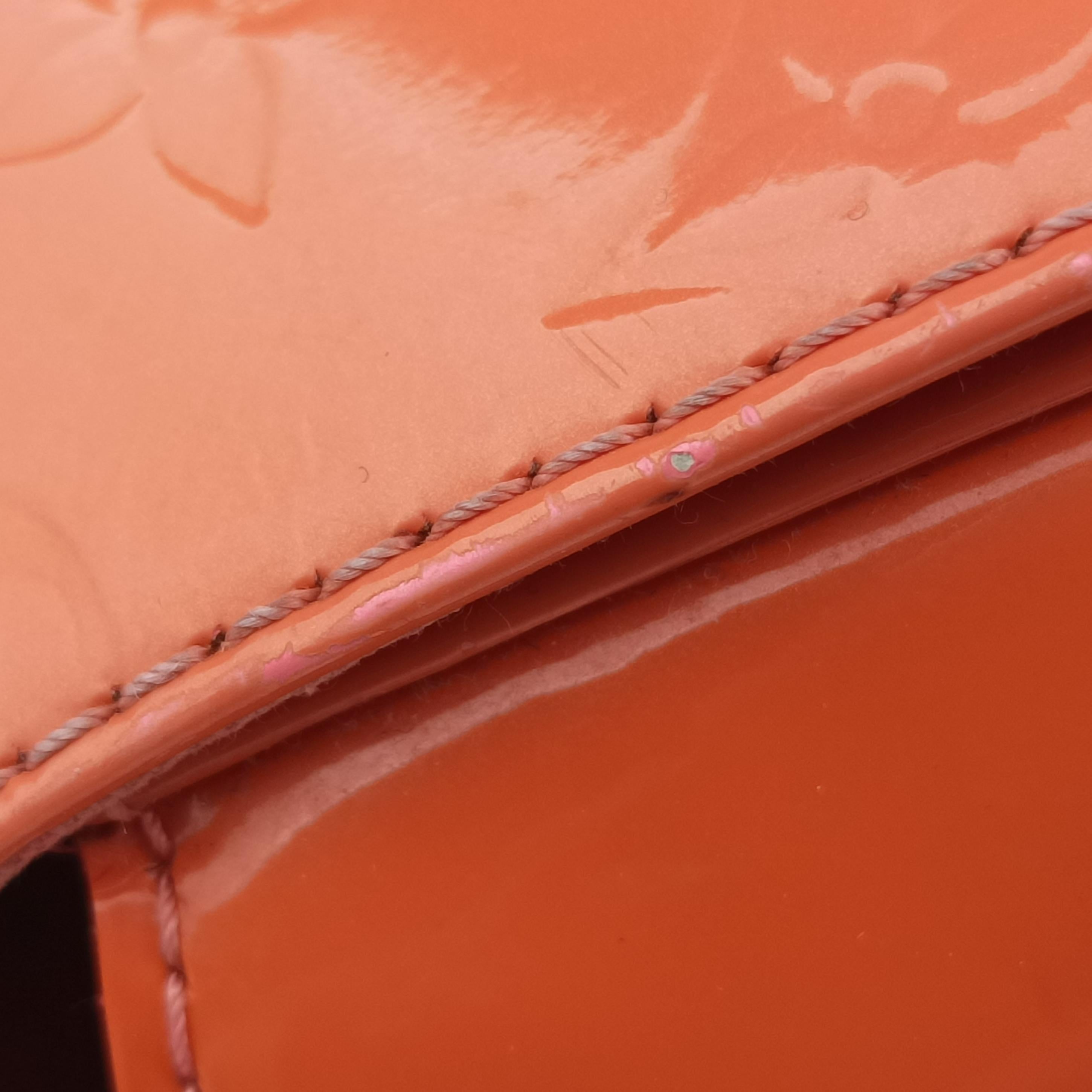 Pre-owned Louis Vuitton PASADENA poppy petal Vernis M90949 shoulderbag | stylenewstar