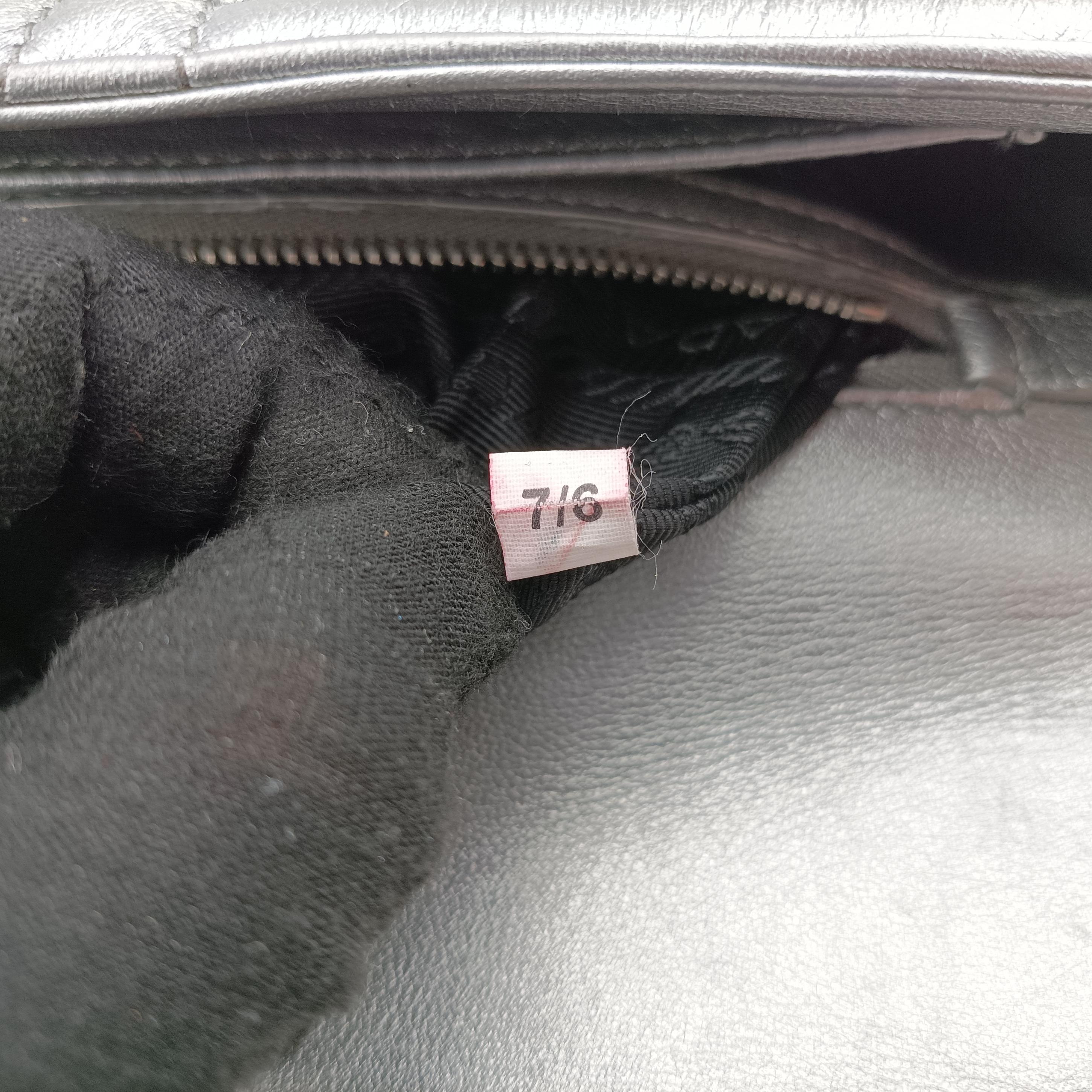 Pre-owned Prada Diagramme Silver Leather 1BD108 shoulderbag | stylenewstar