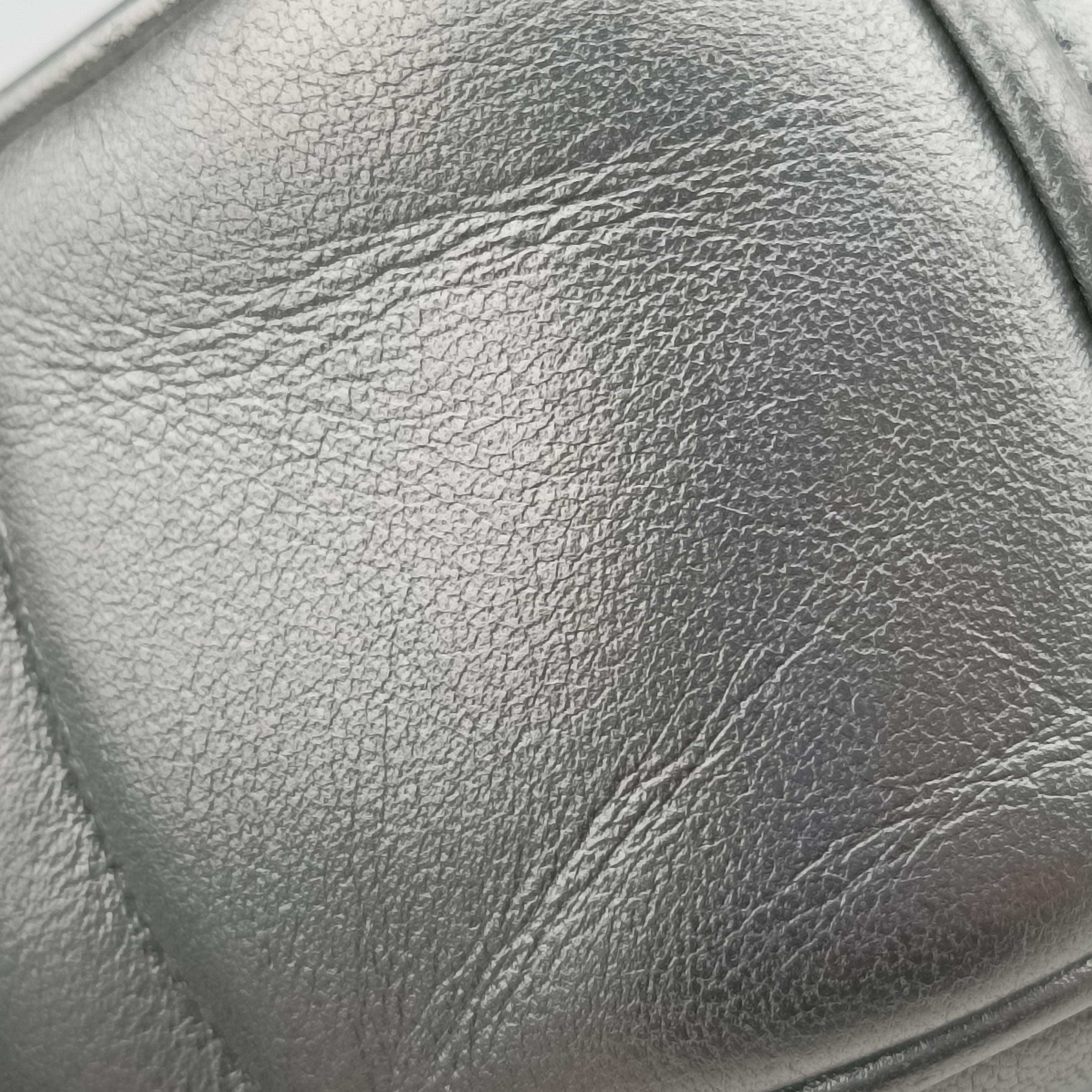 Pre-owned Prada Diagramme Silver Leather 1BD108 shoulderbag | stylenewstar