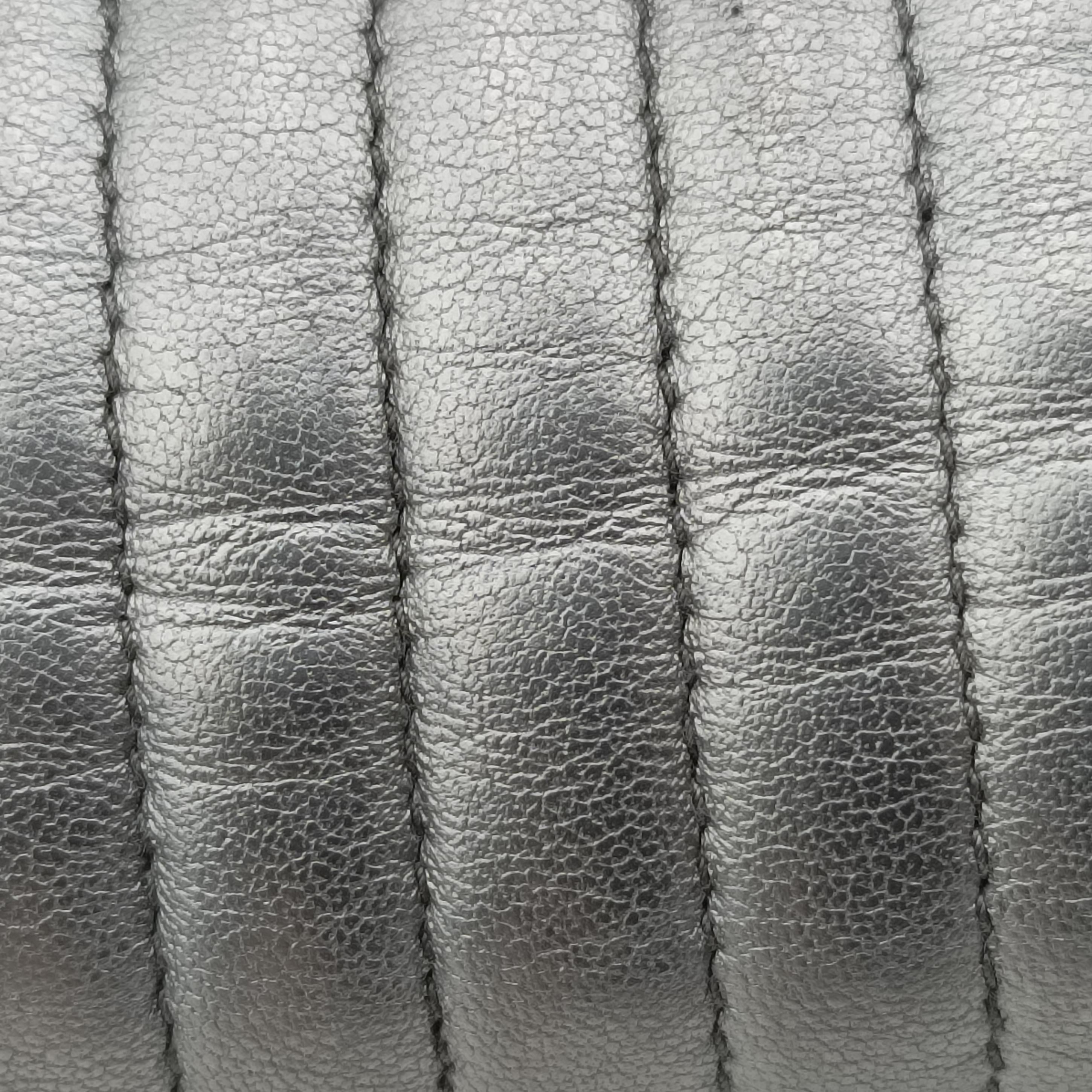 Pre-owned Prada Diagramme Silver Leather 1BD108 shoulderbag | stylenewstar