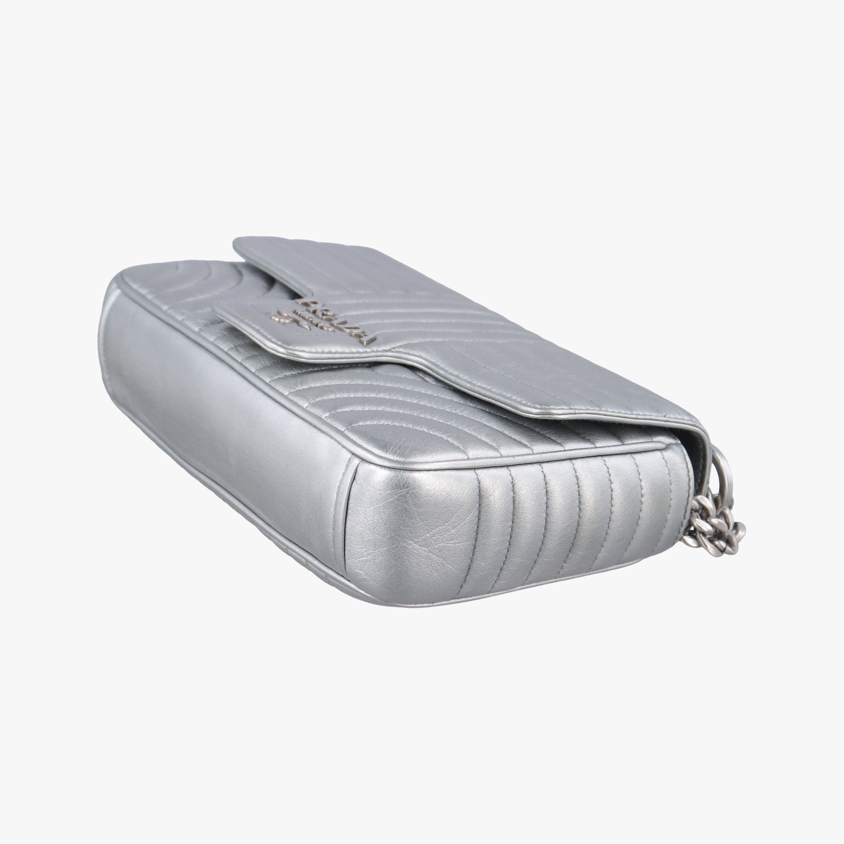 Pre-owned Prada Diagramme Silver Leather 1BD108 shoulderbag | stylenewstar