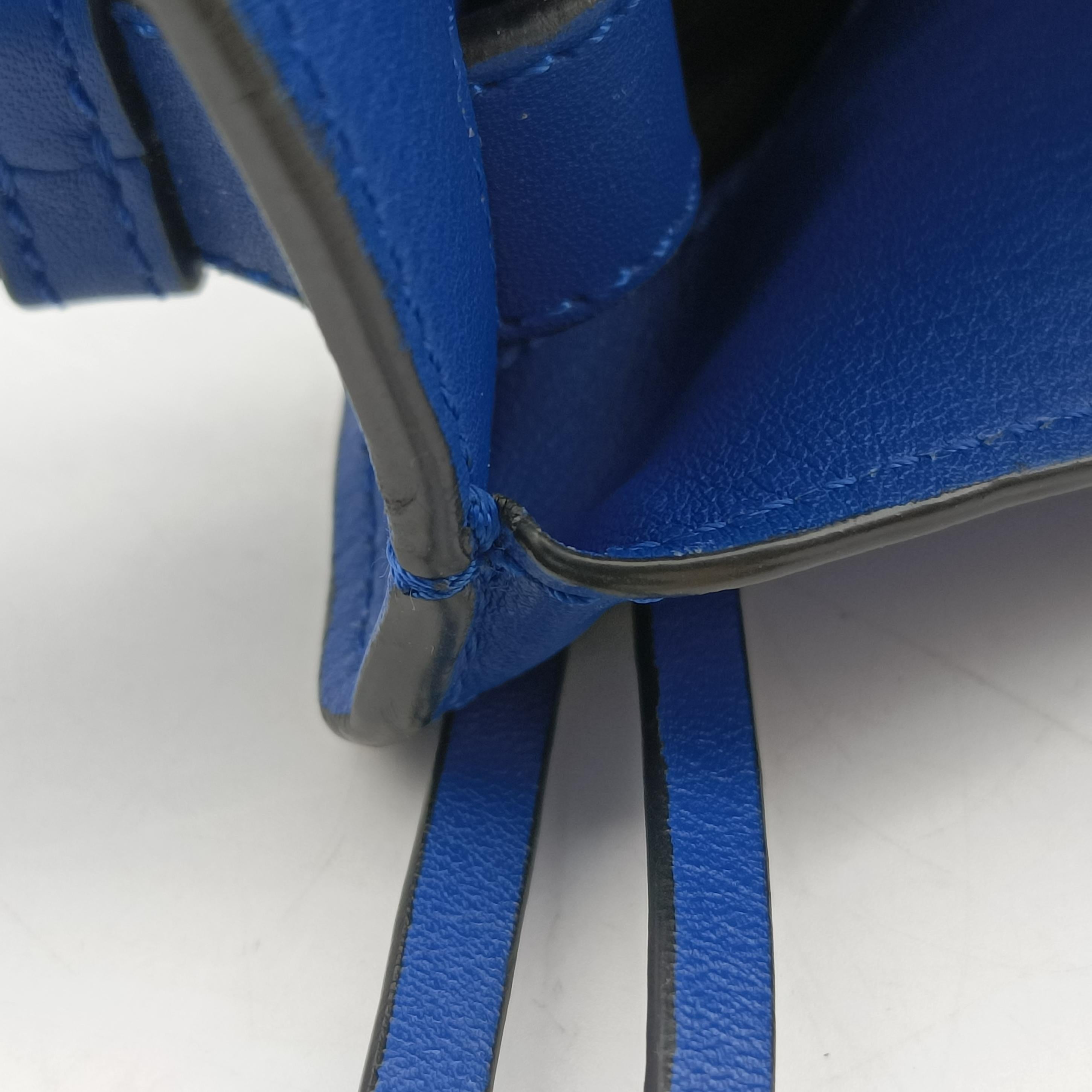 Pre-owned Loewe Hammock Blue Leather  shoulderbag | stylenewstar