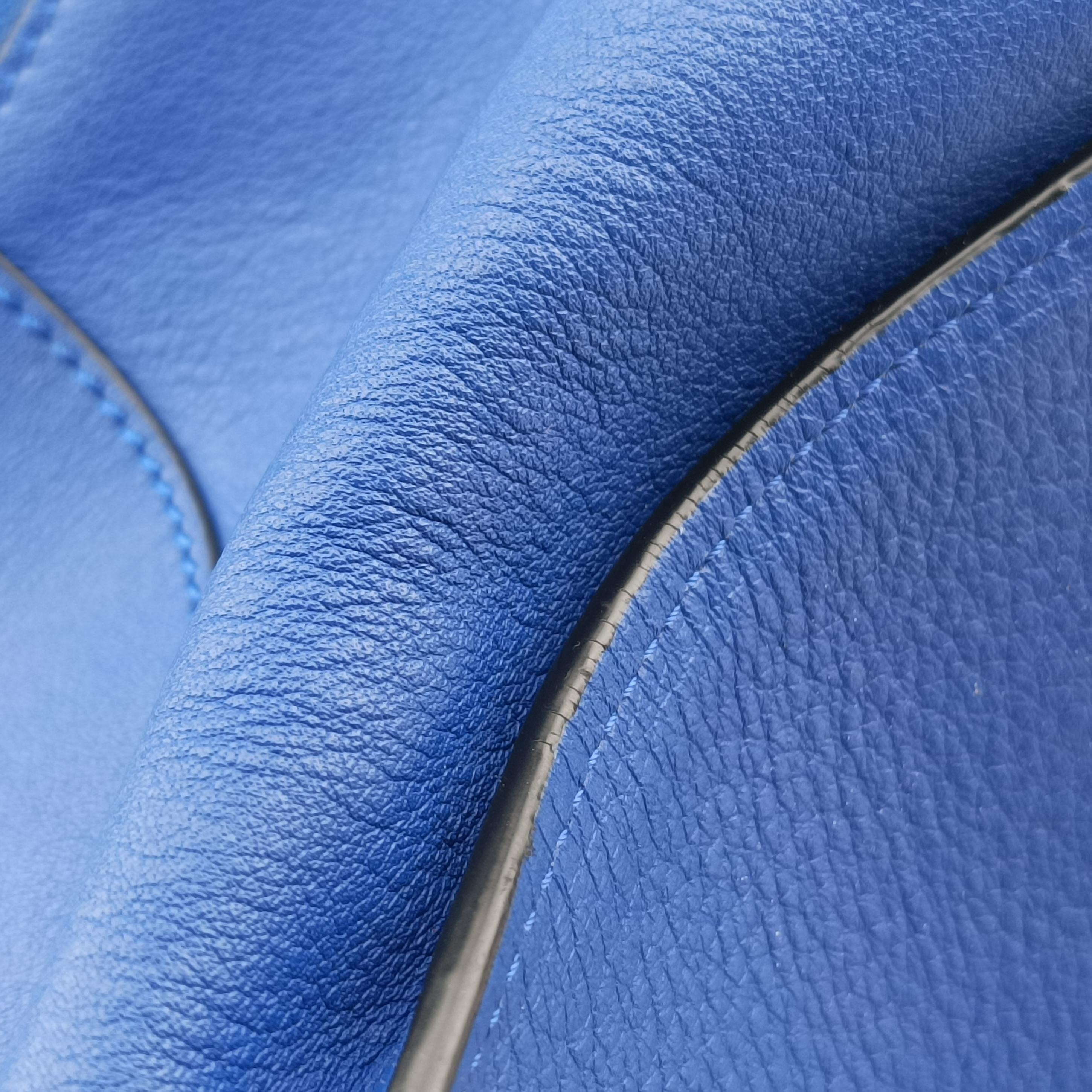 Pre-owned Loewe Hammock Blue Leather  shoulderbag | stylenewstar