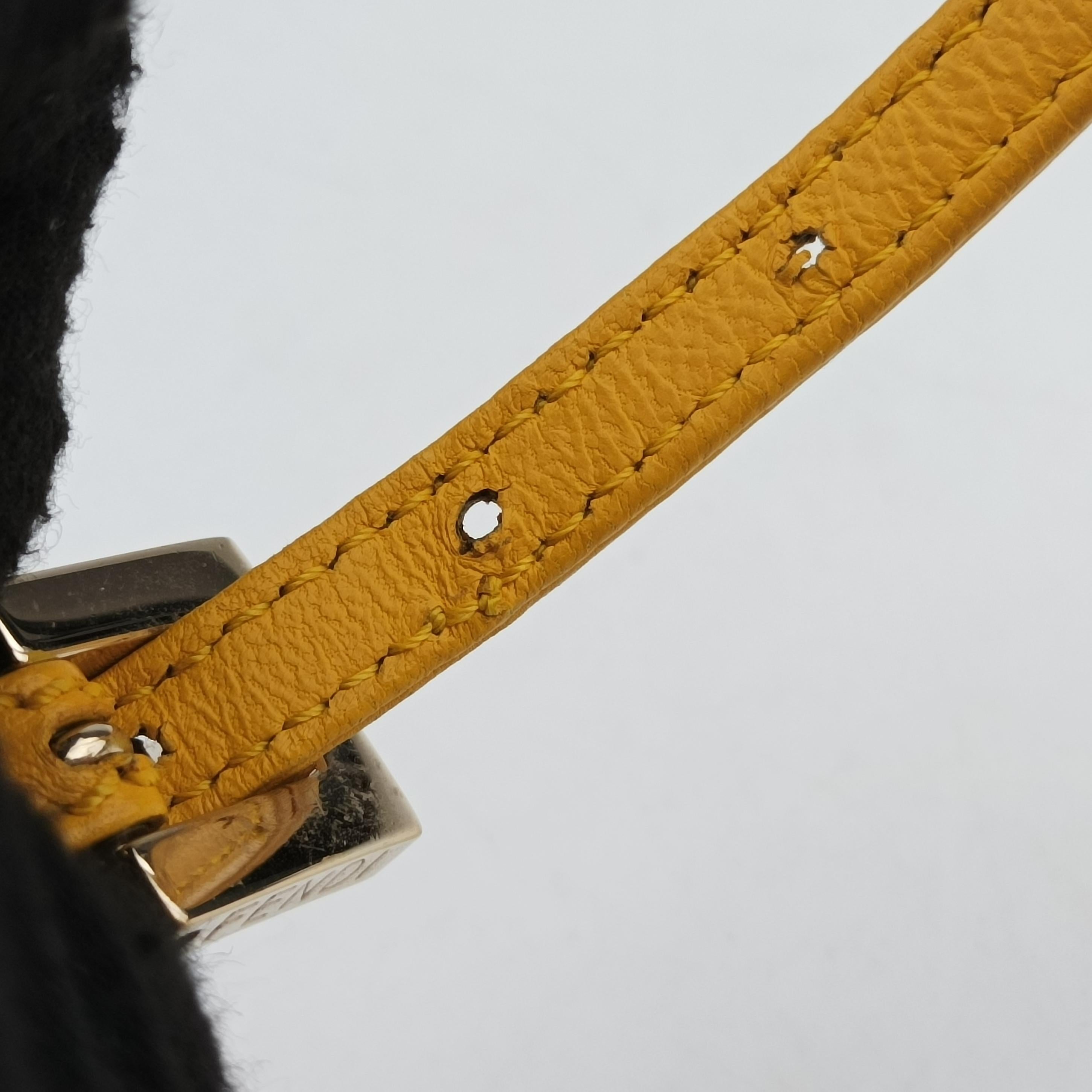 Pre-owned Fendi Mamma Baguette Yellow Leather 8BK060 shoulderbag | stylenewstar