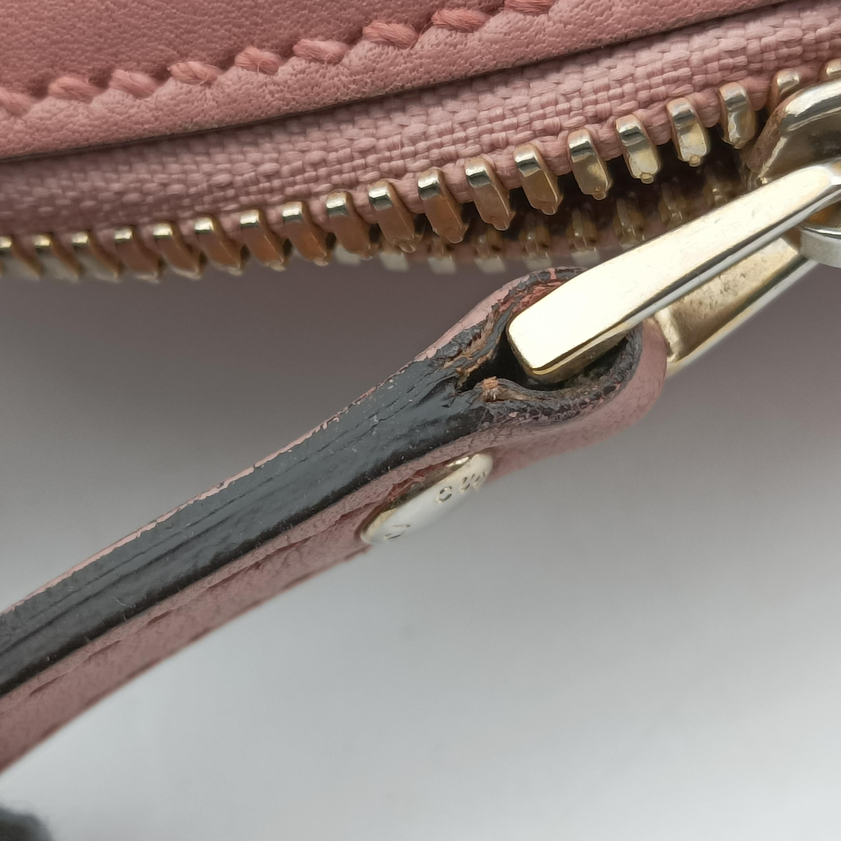 Vintage Gucci Microguccissima Pink Leather 449654 shoulderbag | stylenewstar
