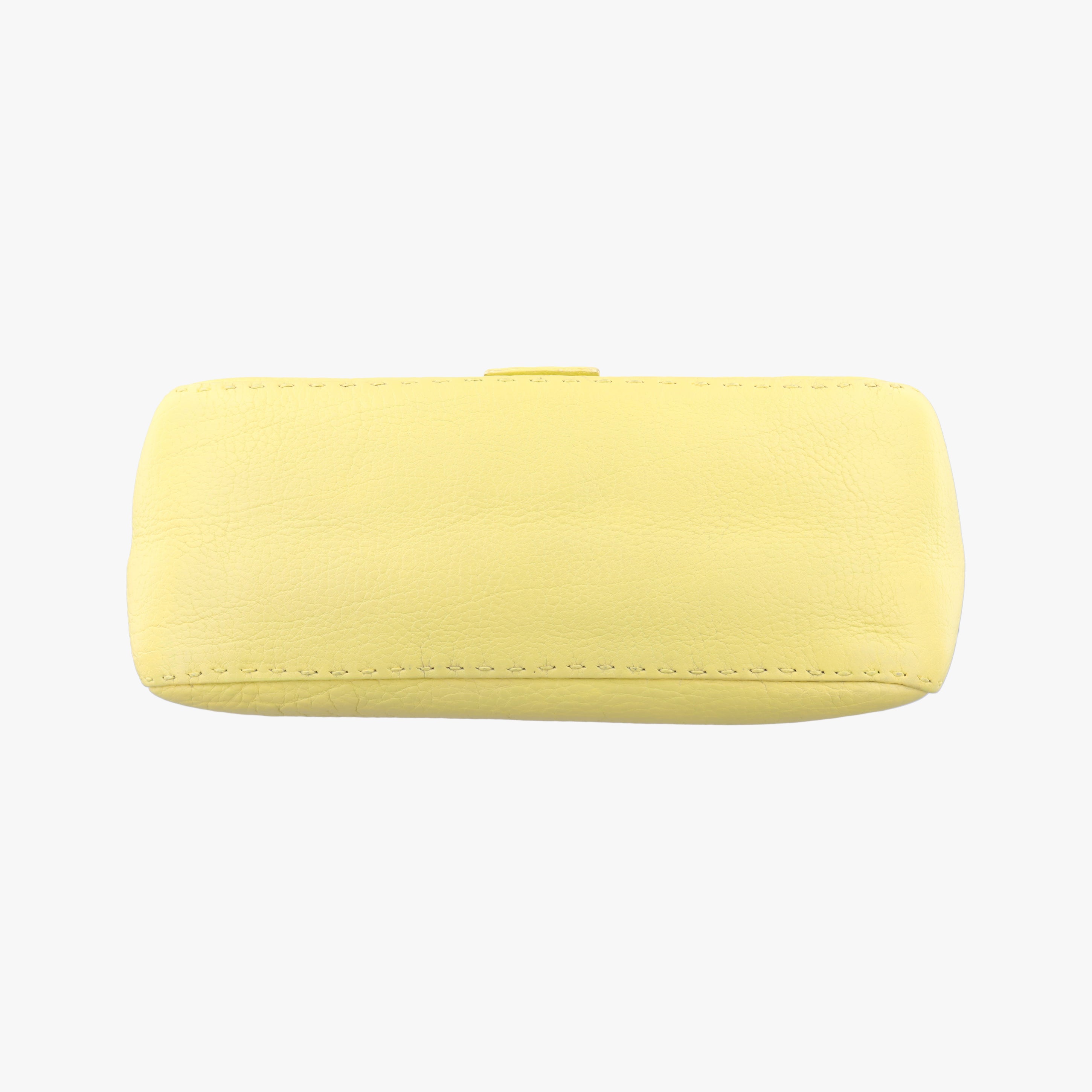 Pre-owned Fendi BAGUETTE Yellow Leather  shoulderbag | stylenewstar