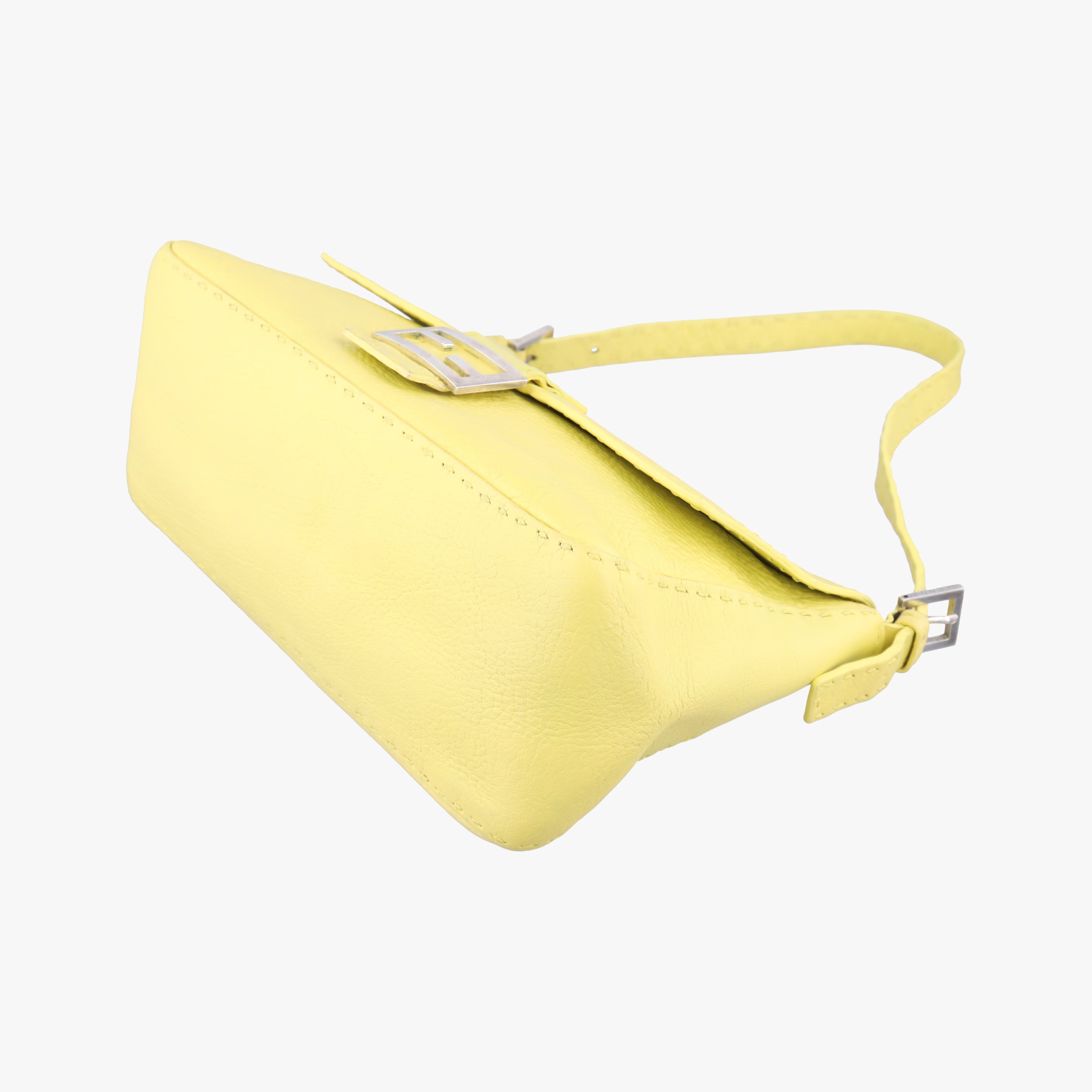 Pre-owned Fendi BAGUETTE Yellow Leather  shoulderbag | stylenewstar