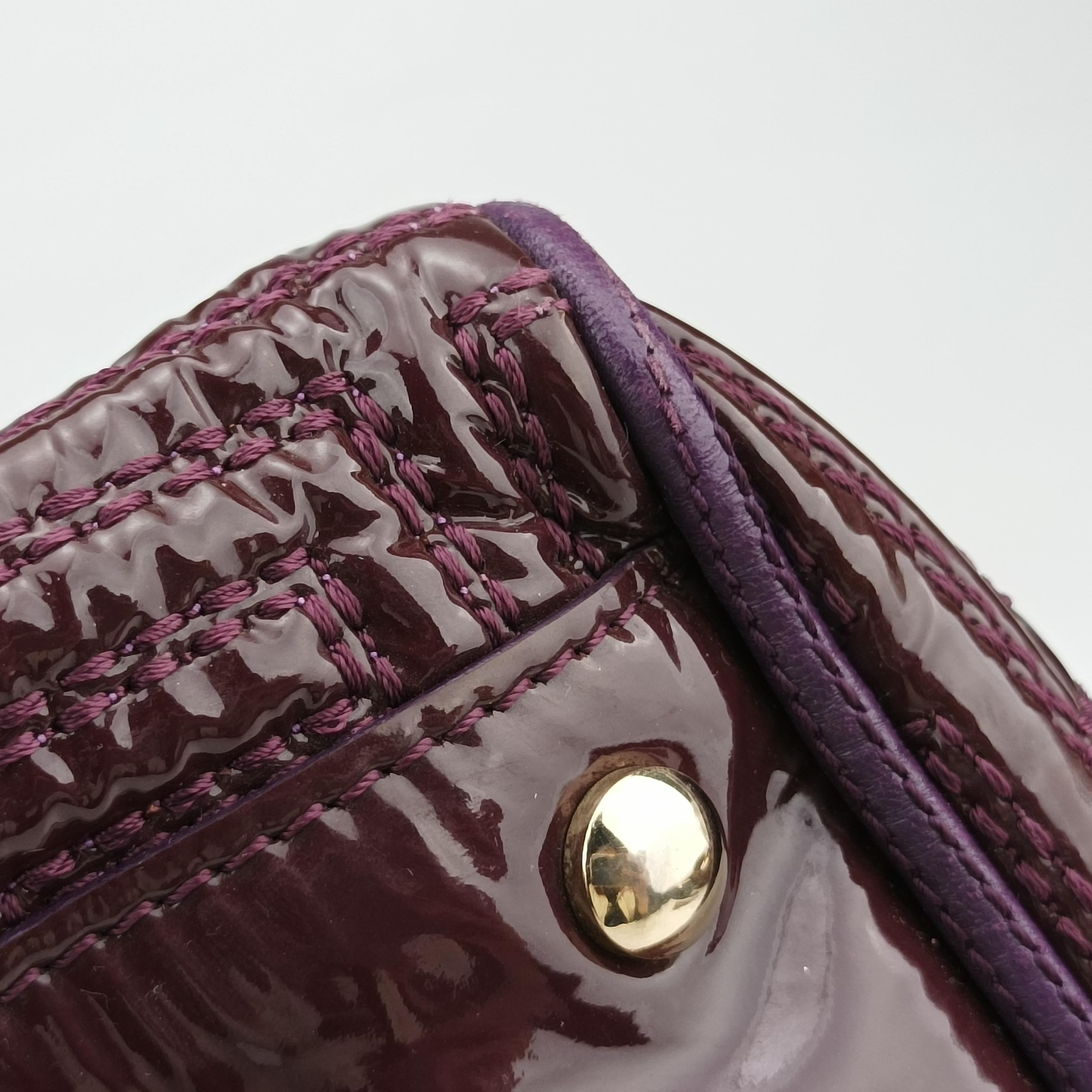 Pre-owned VERSACE COUTURE Purple patent  shoulderbag | stylenewstar