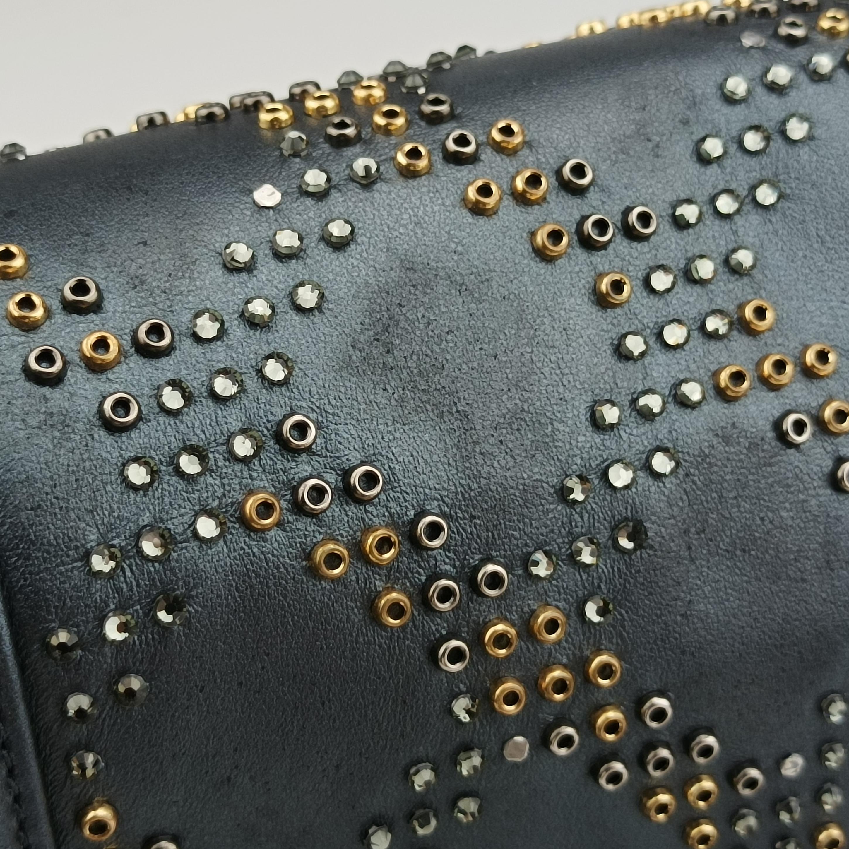 Secondhand Chanel BOY CHANEL Blue leather A67086 shoulderbag | stylenewstar