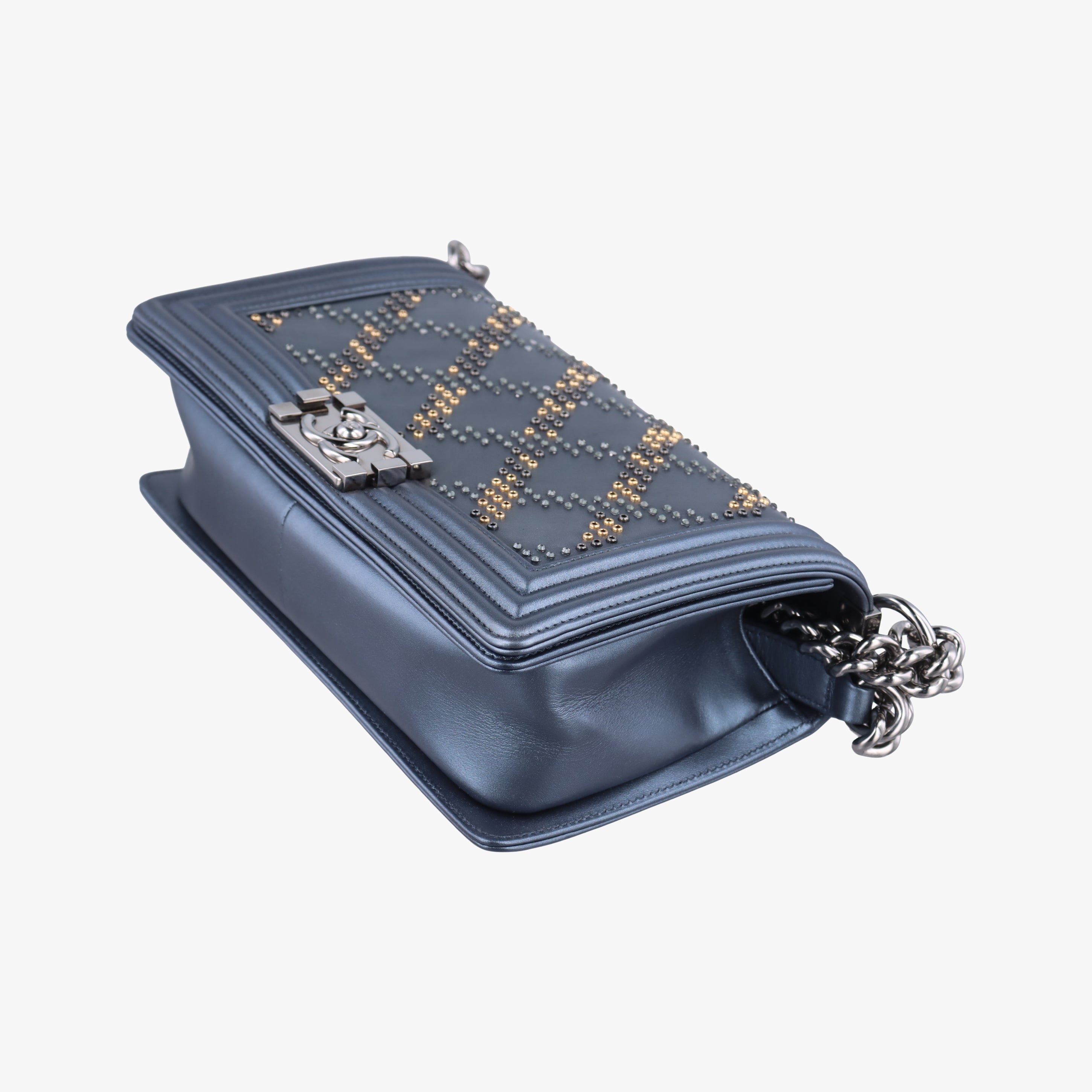 Secondhand Chanel BOY CHANEL Blue leather A67086 shoulderbag | stylenewstar