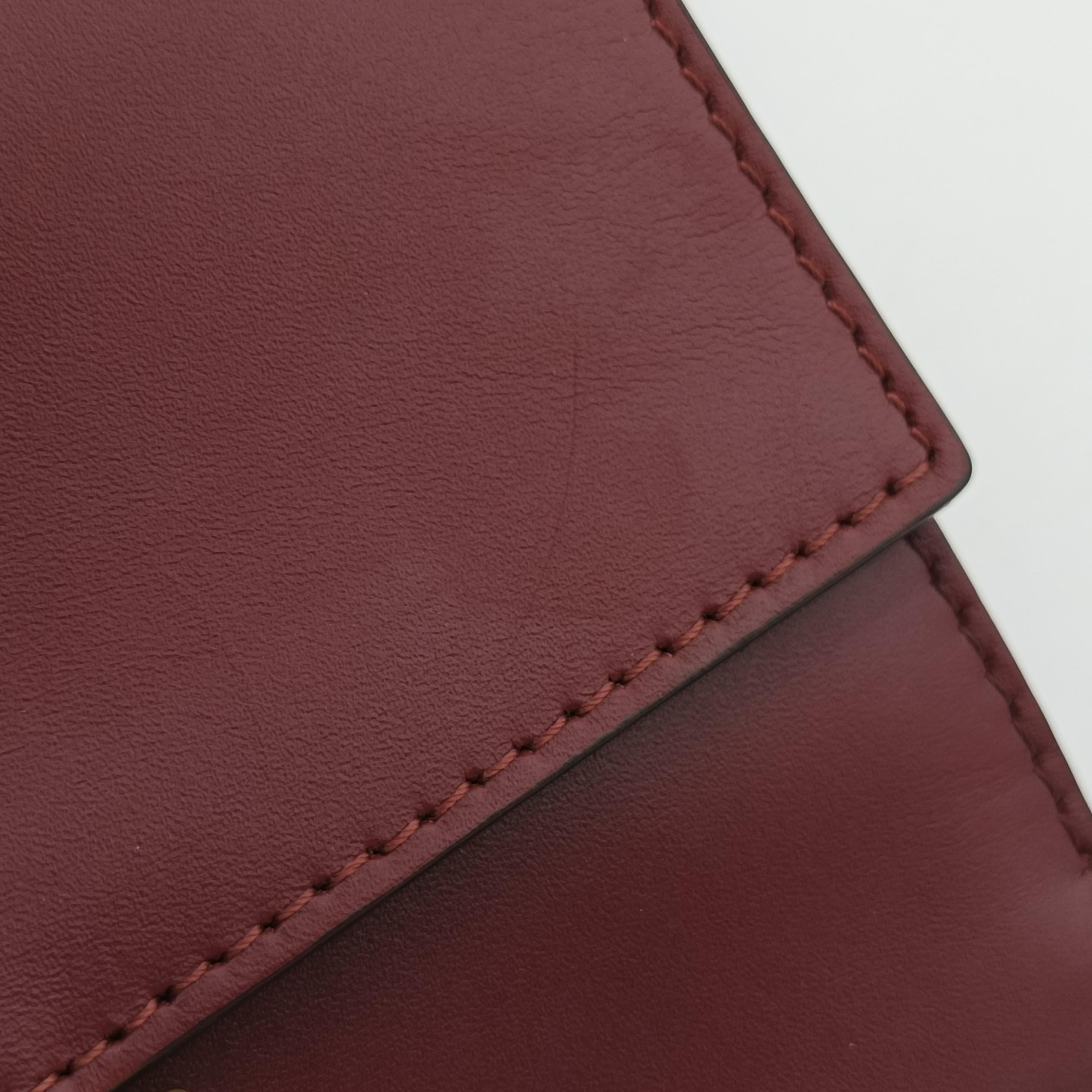 Pre-owned Fendi Baguette Mini Burgundy Leather 8BS039 shoulderbag | stylenewstar