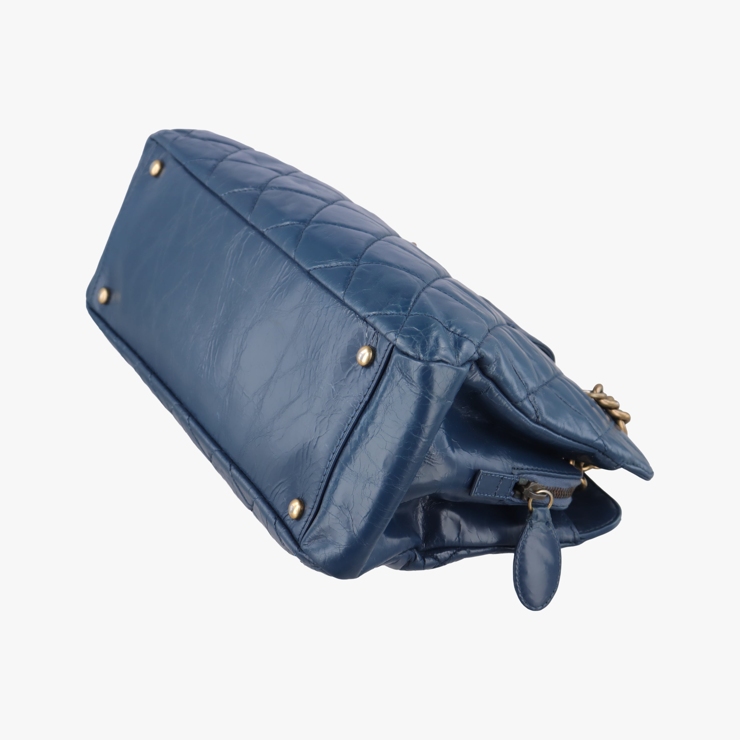 Pre-owned Chanel 2.55 Matelasse Navy Leather A66817 shoulderbag | stylenewstar