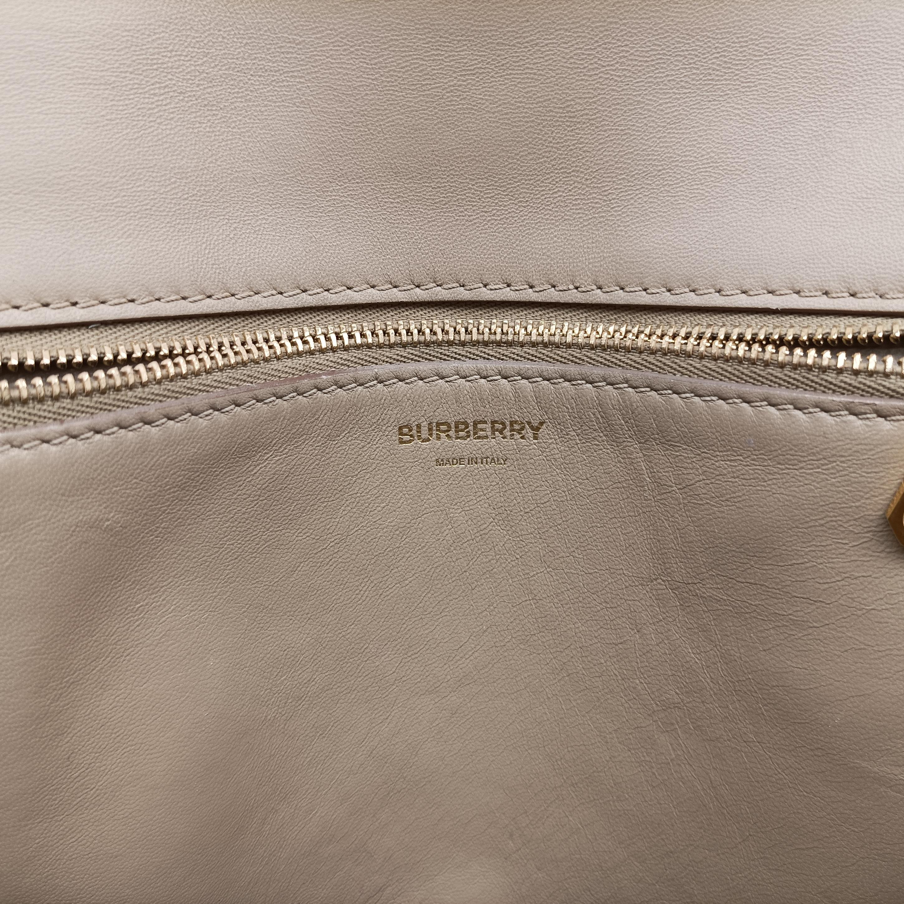Pre-owned Burberry TB Chain beige Leather  shoulderbag | stylenewstar
