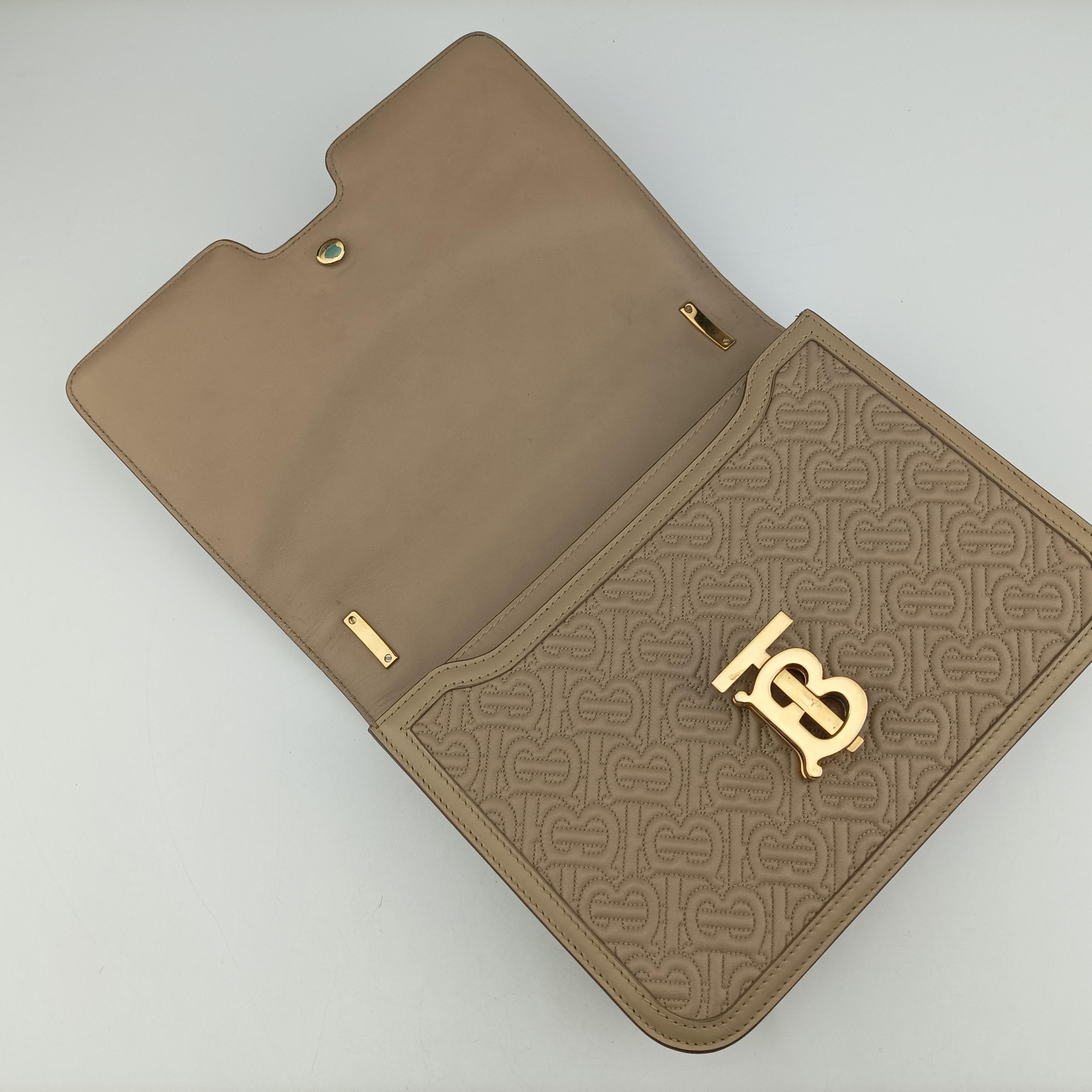 Pre-owned Burberry TB Chain beige Leather  shoulderbag | stylenewstar