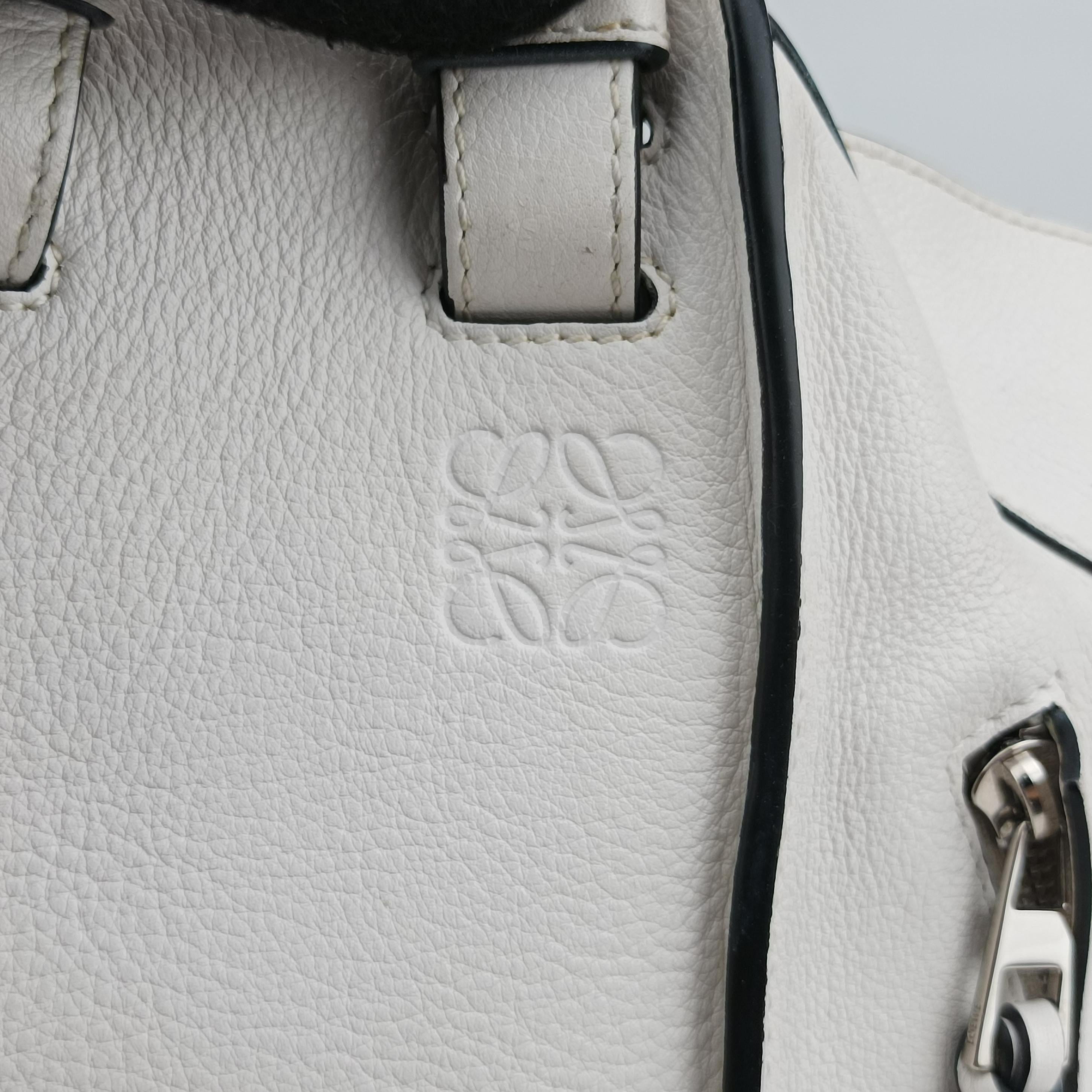 Vintage Loewe Hammock White Leather  shoulderbag | stylenewstar
