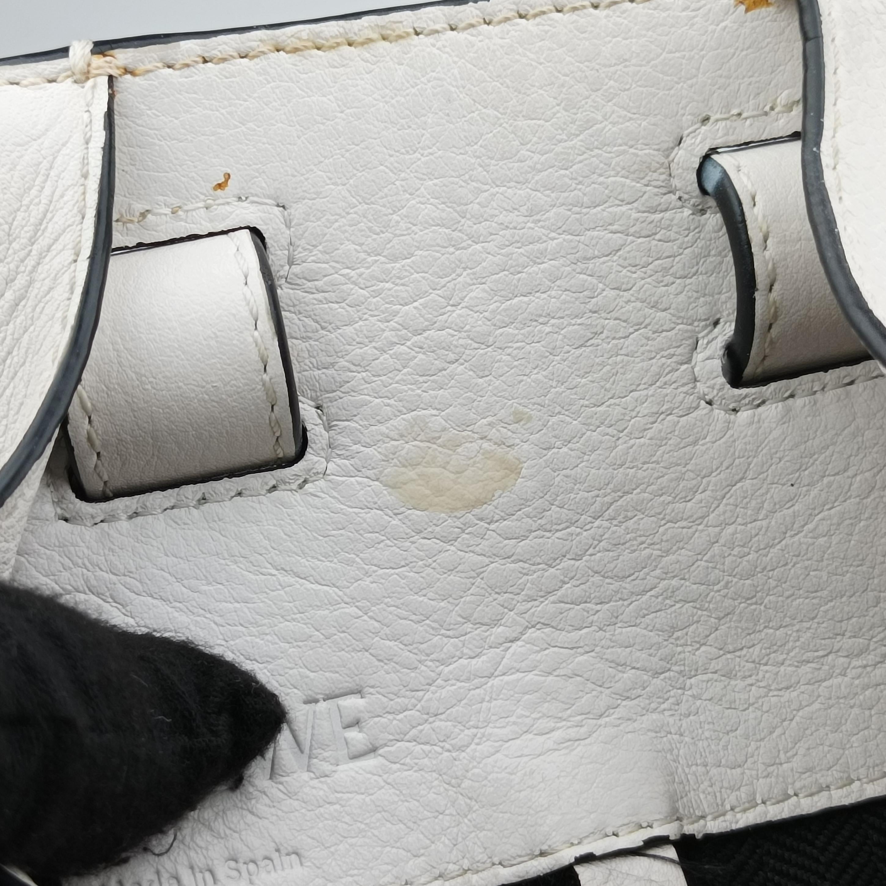 Vintage Loewe Hammock White Leather  shoulderbag | stylenewstar