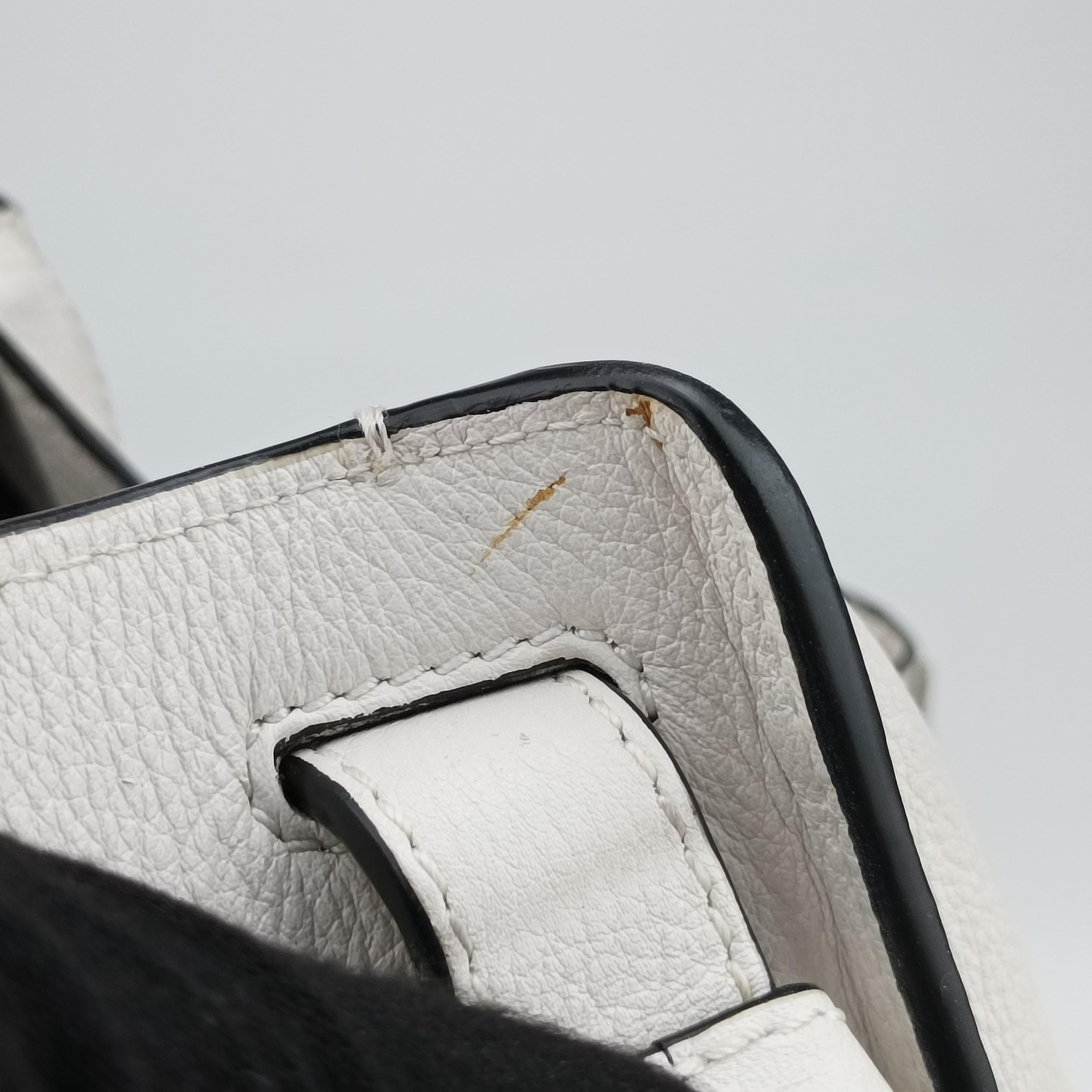 Vintage Loewe Hammock White Leather  shoulderbag | stylenewstar
