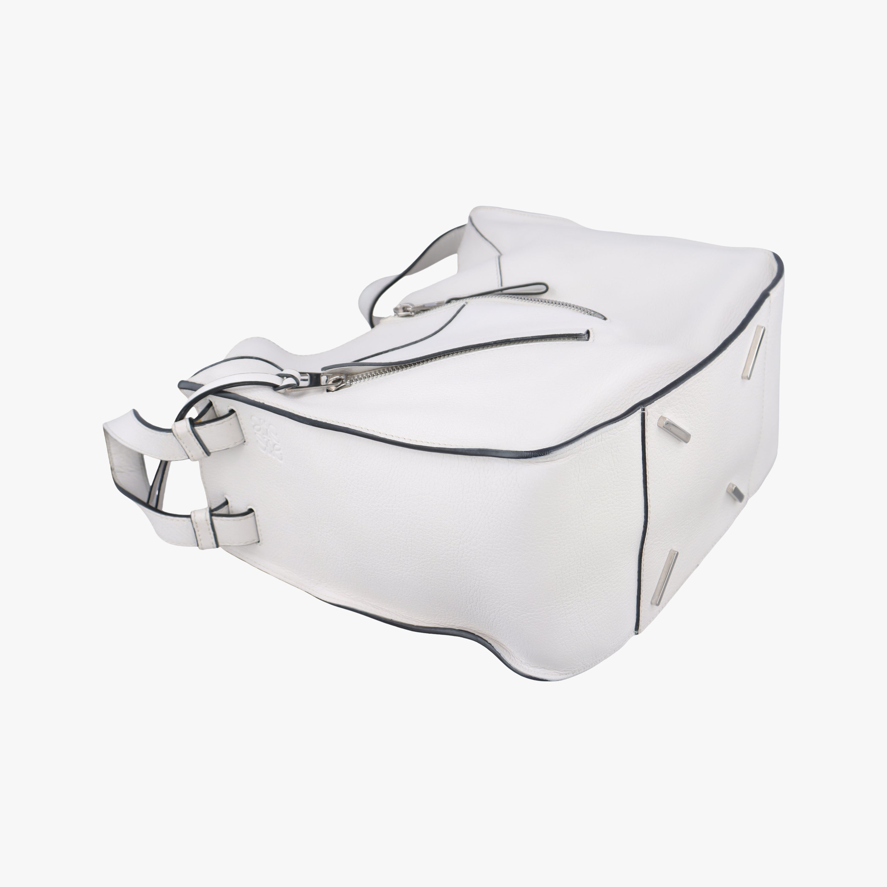 Vintage Loewe Hammock White Leather  shoulderbag | stylenewstar