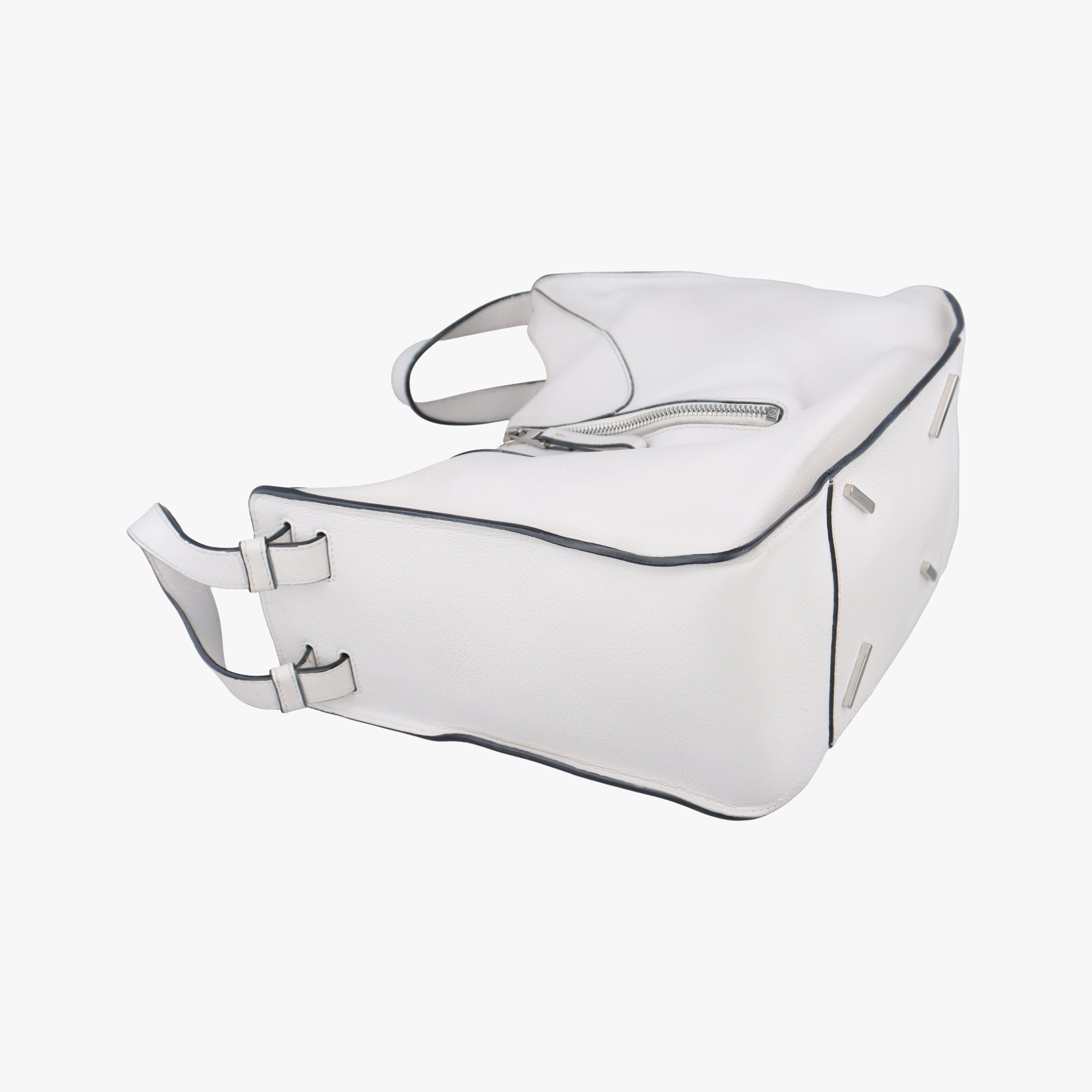 Vintage Loewe Hammock White Leather  shoulderbag | stylenewstar